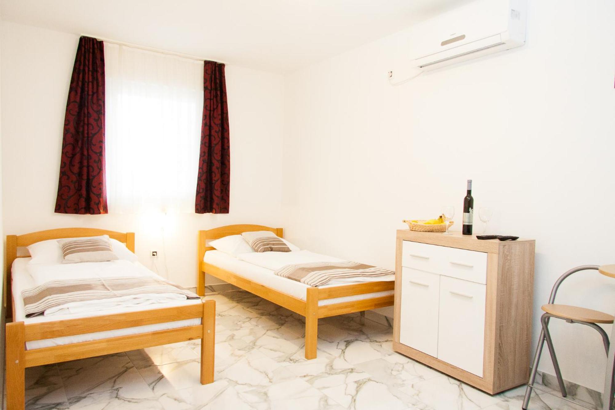 Twin Room photo 2