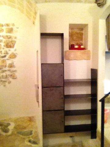 One-Bedroom House - Photo 11
