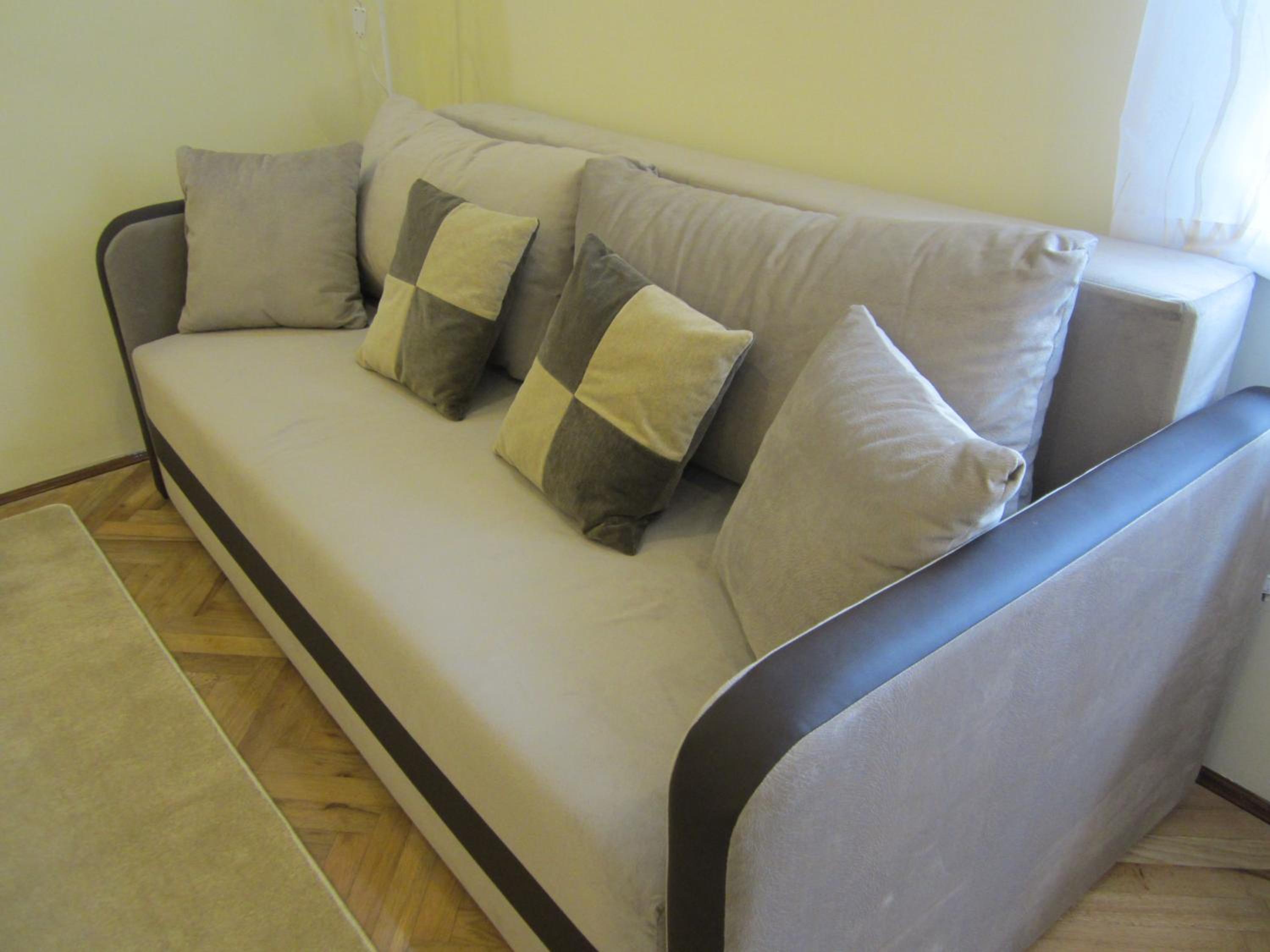 One-Bedroom Apartment - Photo 20