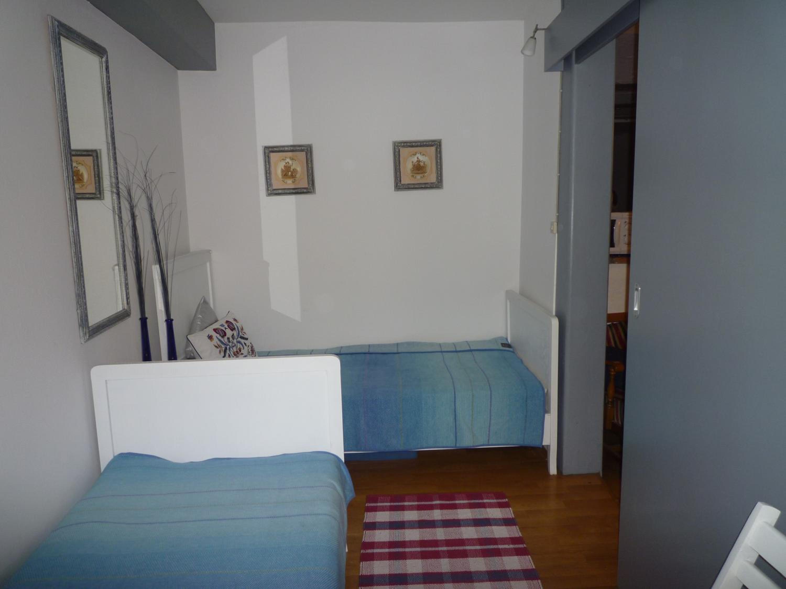 Apartment - Photo 2