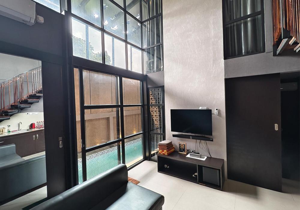 Deluxe Room (2 Adults + 1 Child) photo 1