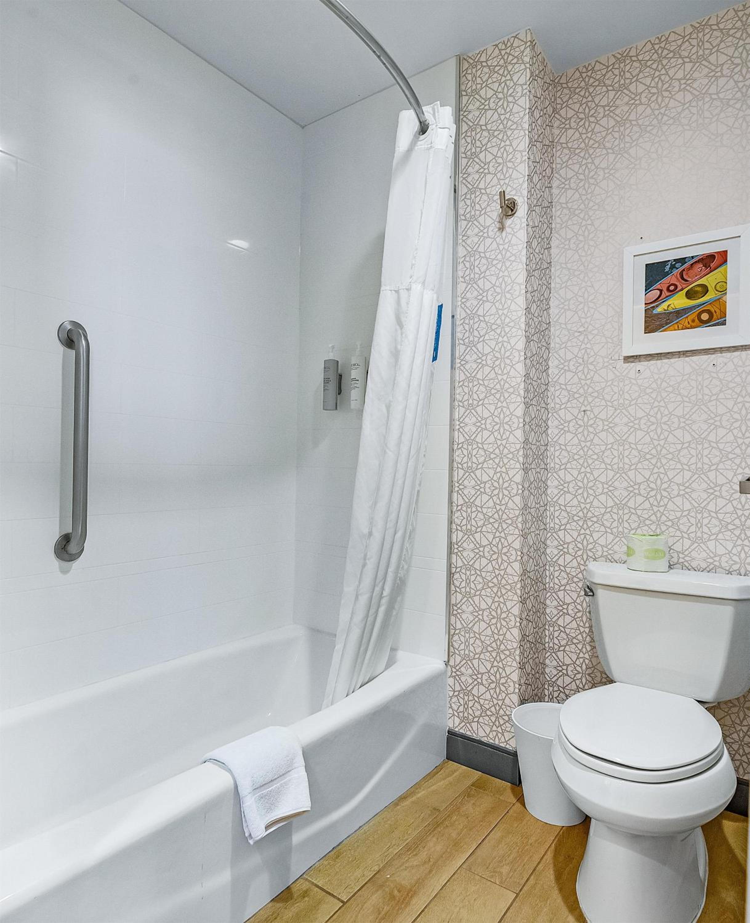 King Studio Suite - Non-Smoking - Photo 1