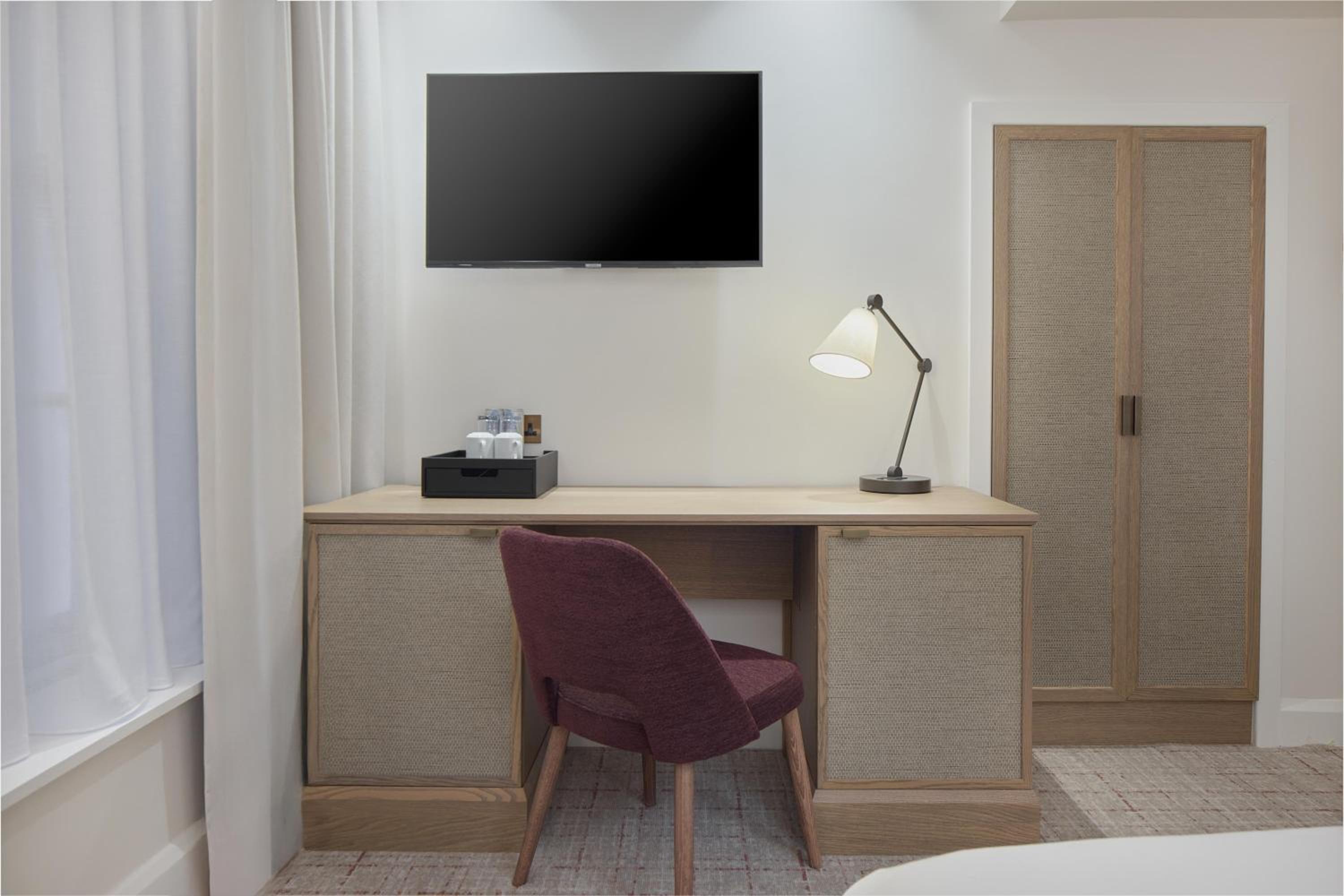 Deluxe Room photo 2