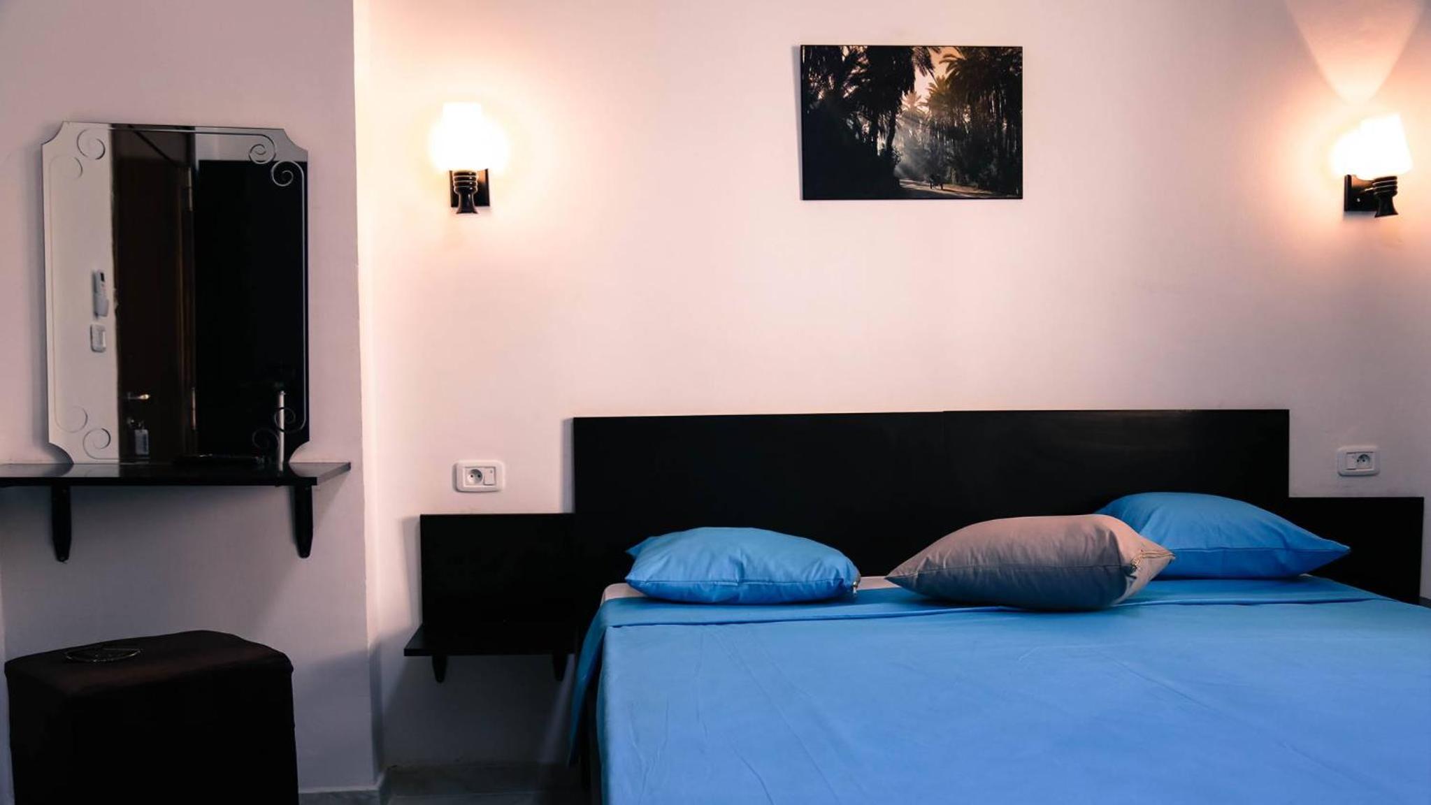 Double Room with Private Bathroom photo 1