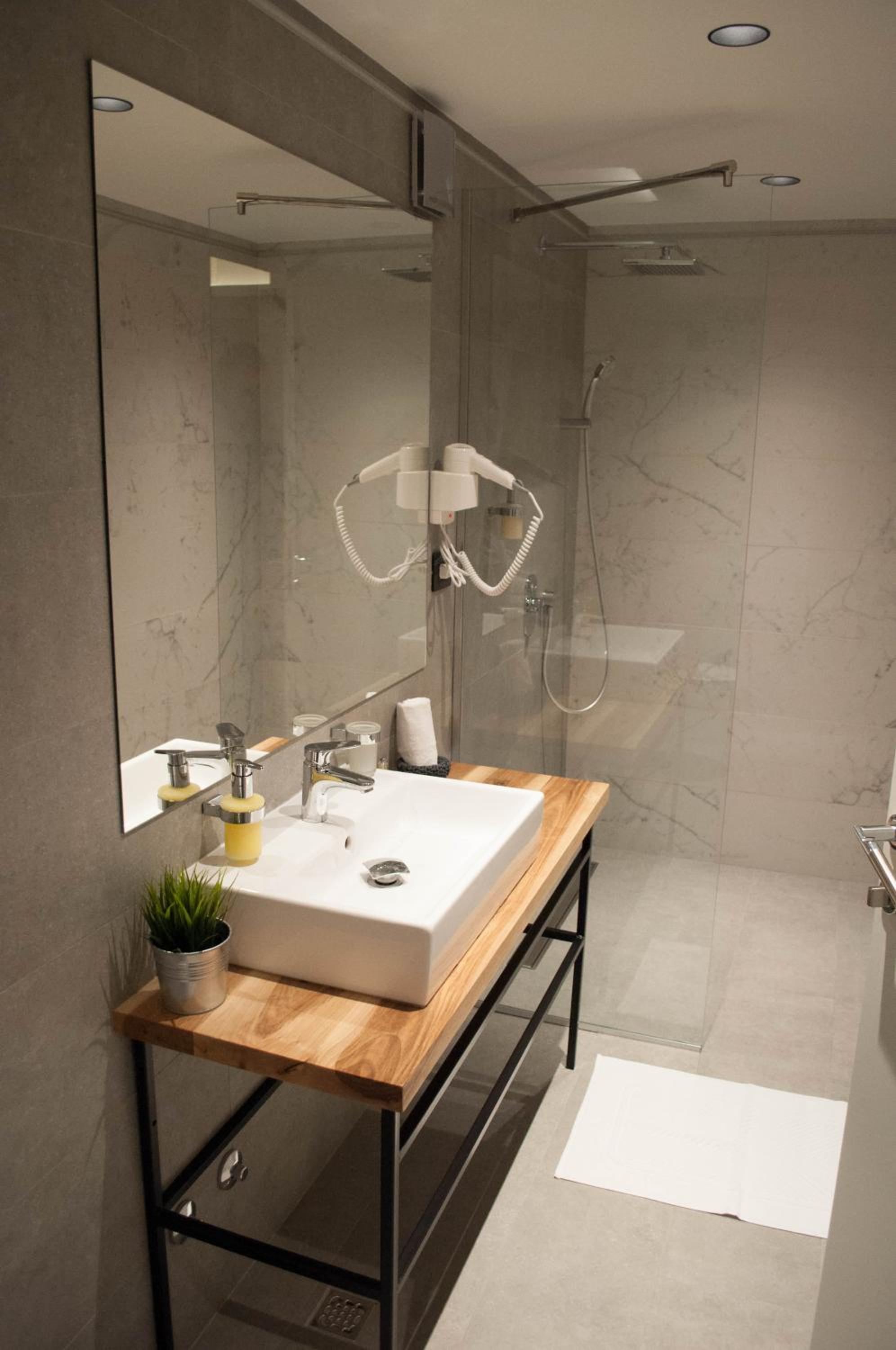 Studio Apartment photo 2