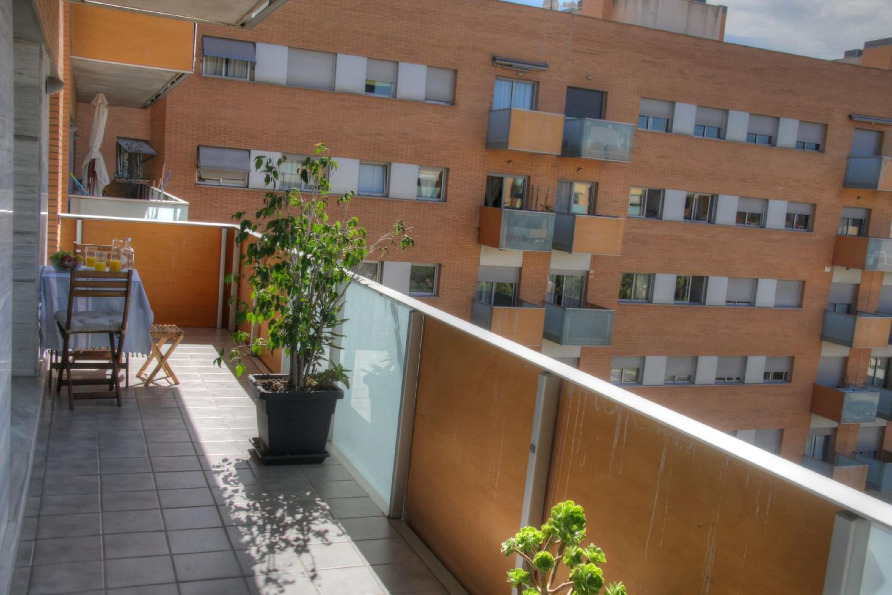 Apartment with Pool View  photo 3