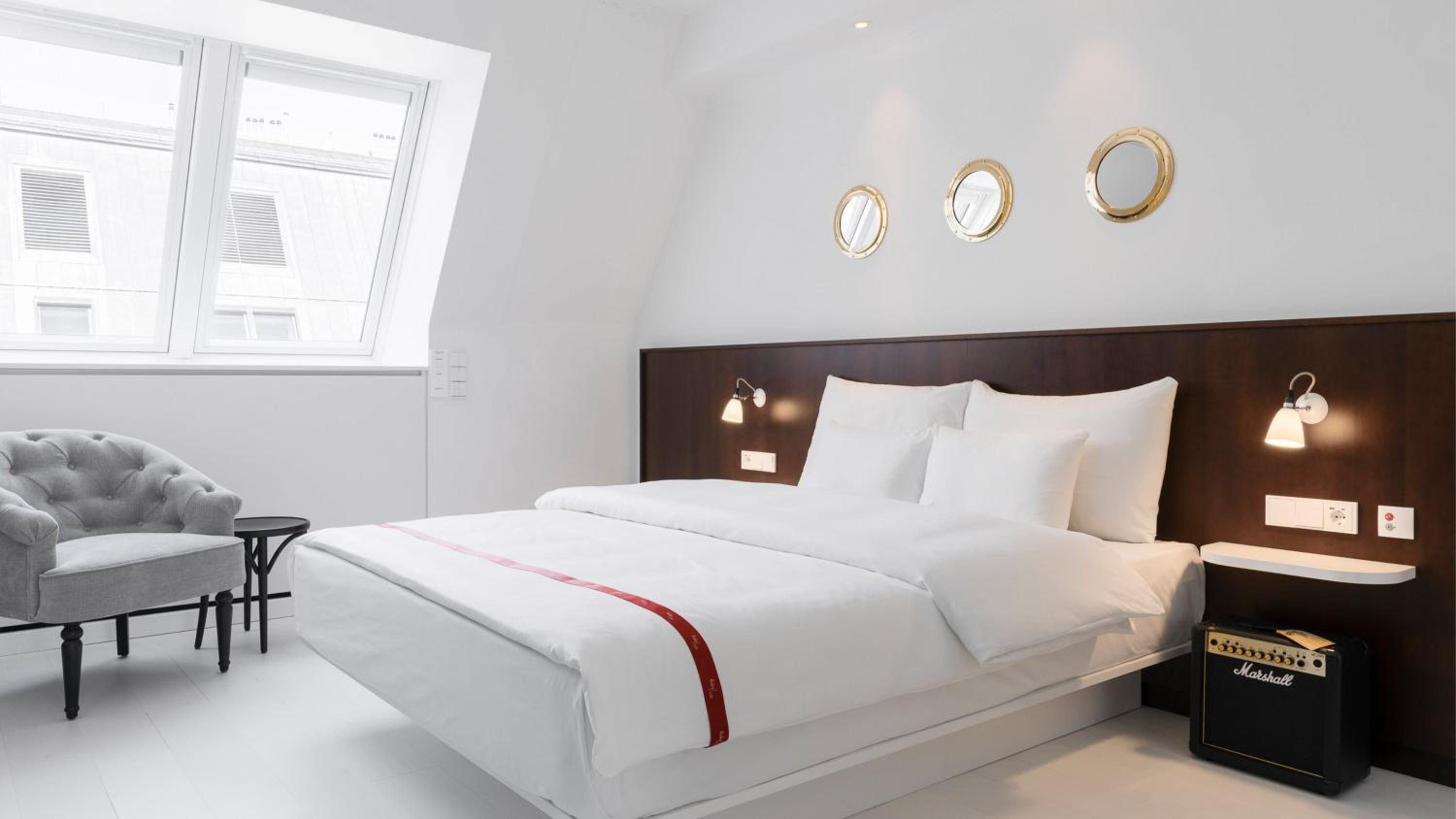 Cozy Room - Accessible photo 3