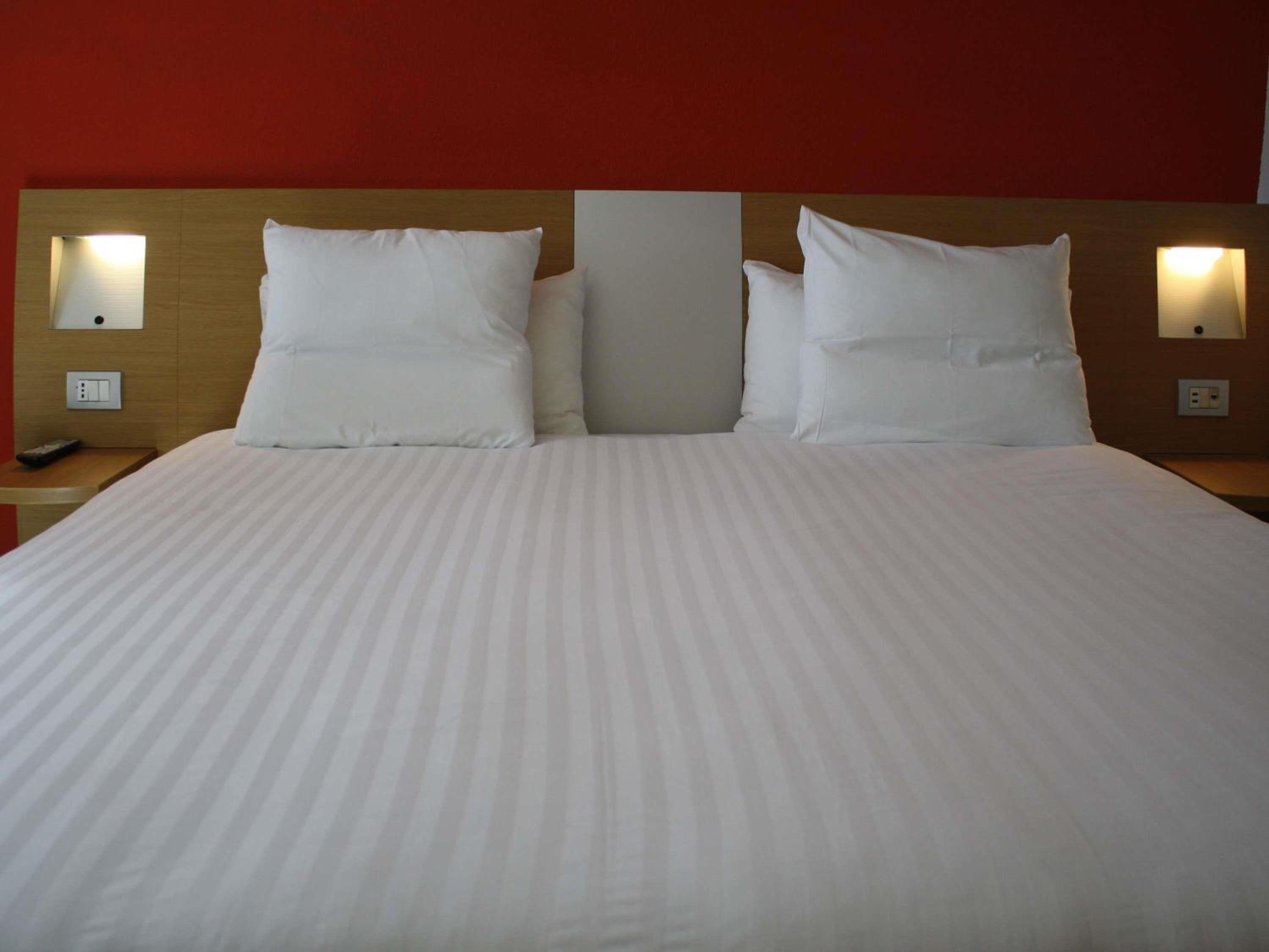 Superior Room thumbnail 5