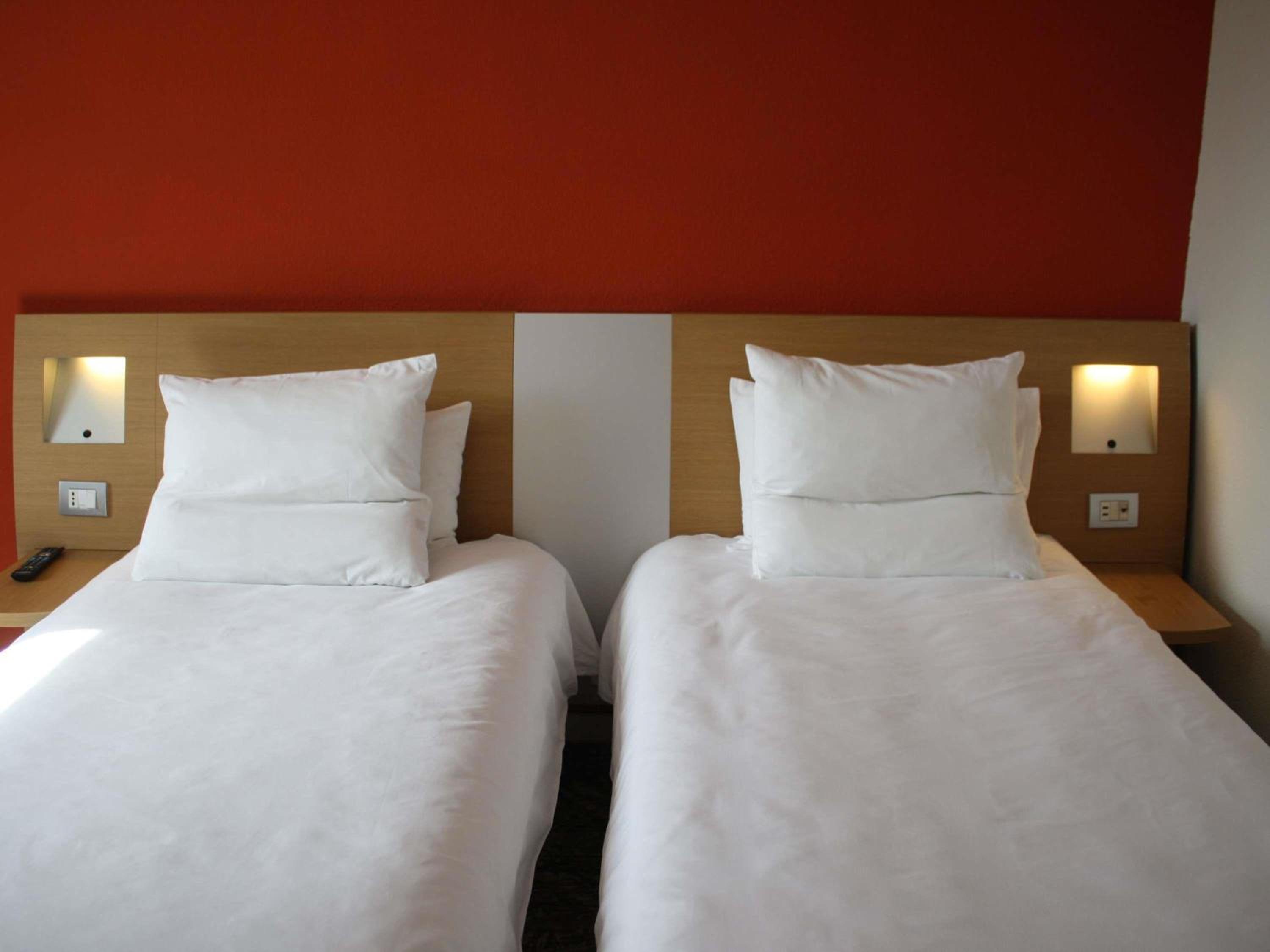 Superior Room thumbnail 6