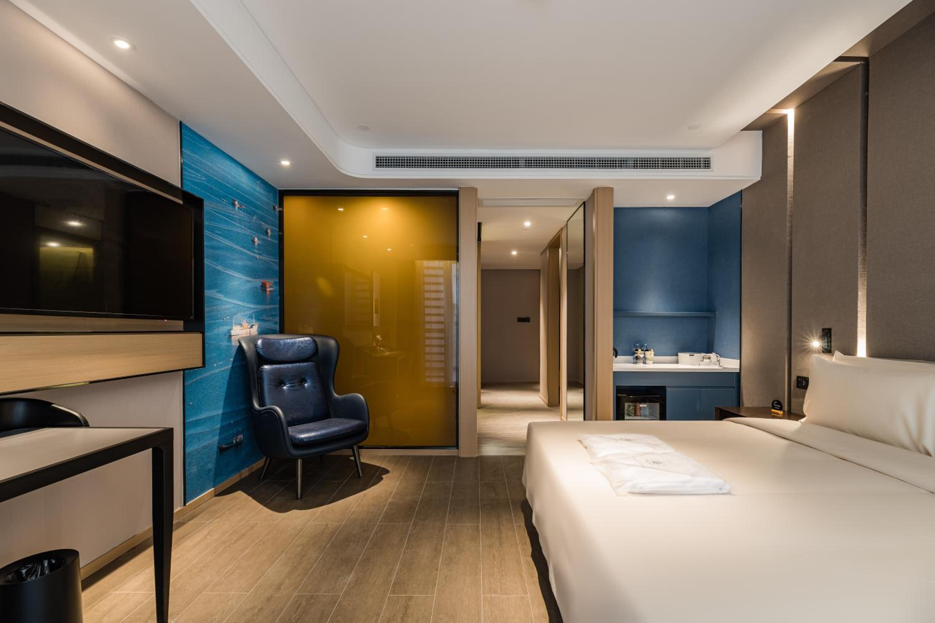 Jimu Double Room with Courtyard photo 1