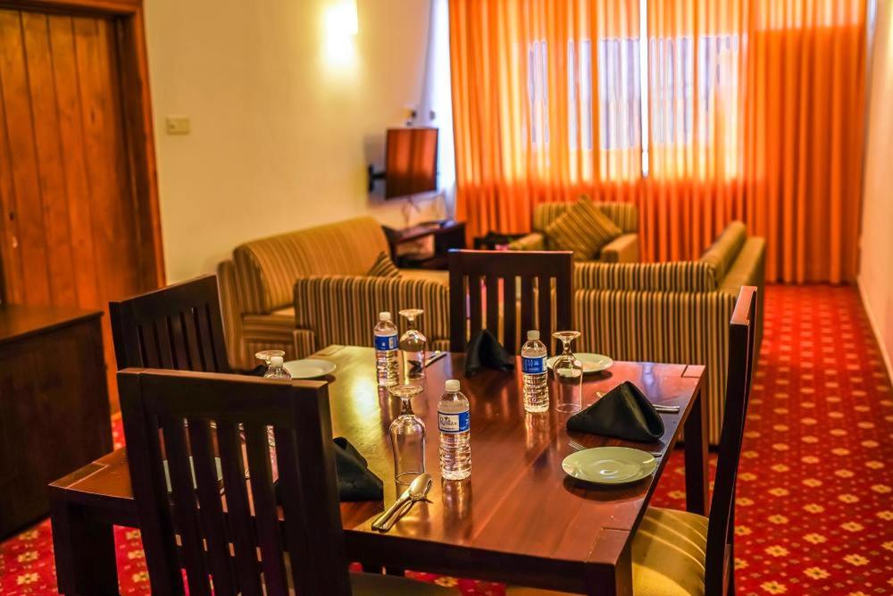 Deluxe Suite