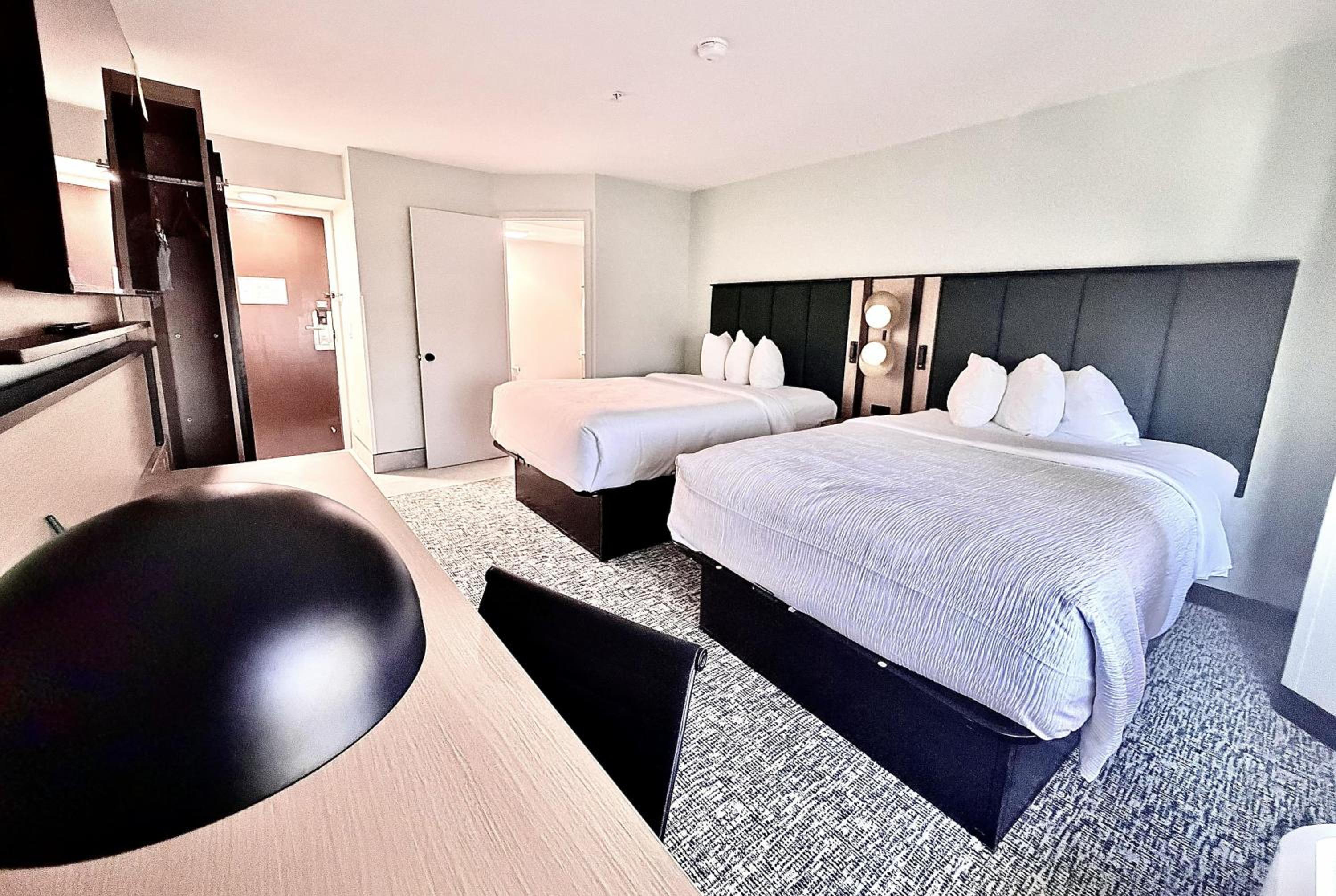 Double Room with Two Double Beds - Non-Smoking - Photo 7