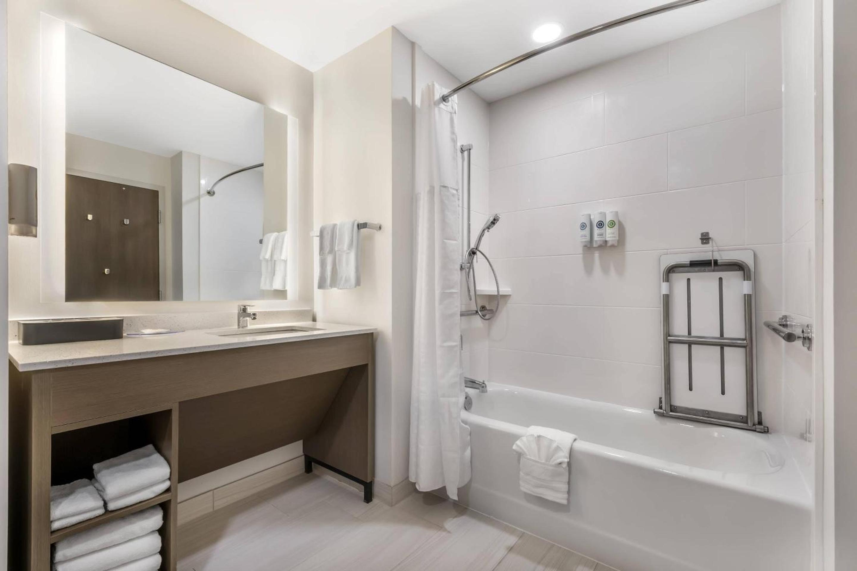 Comfort Inn & Suites Orlando Sanford Airport, 写真 4