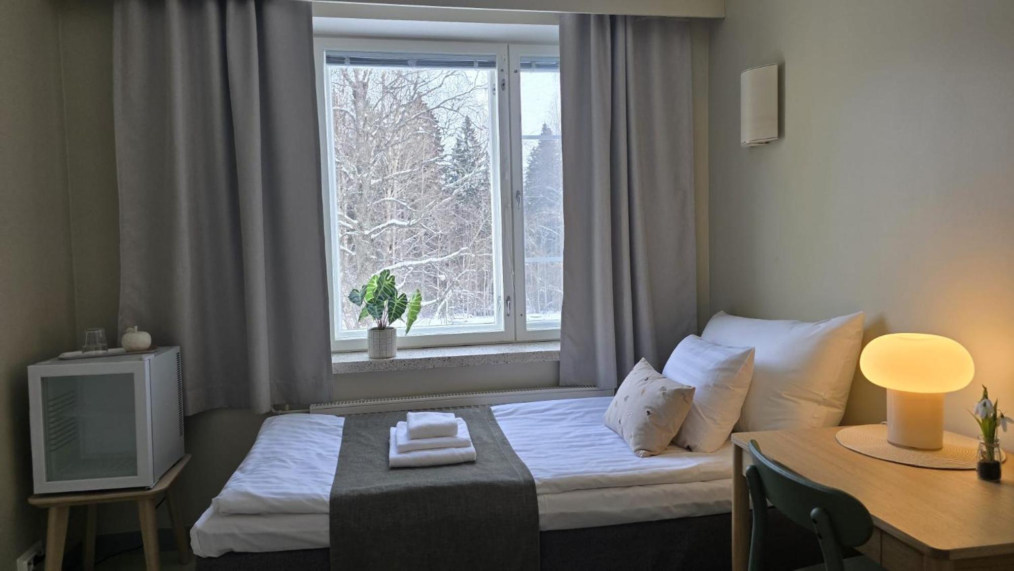 Small Single Room photo 1