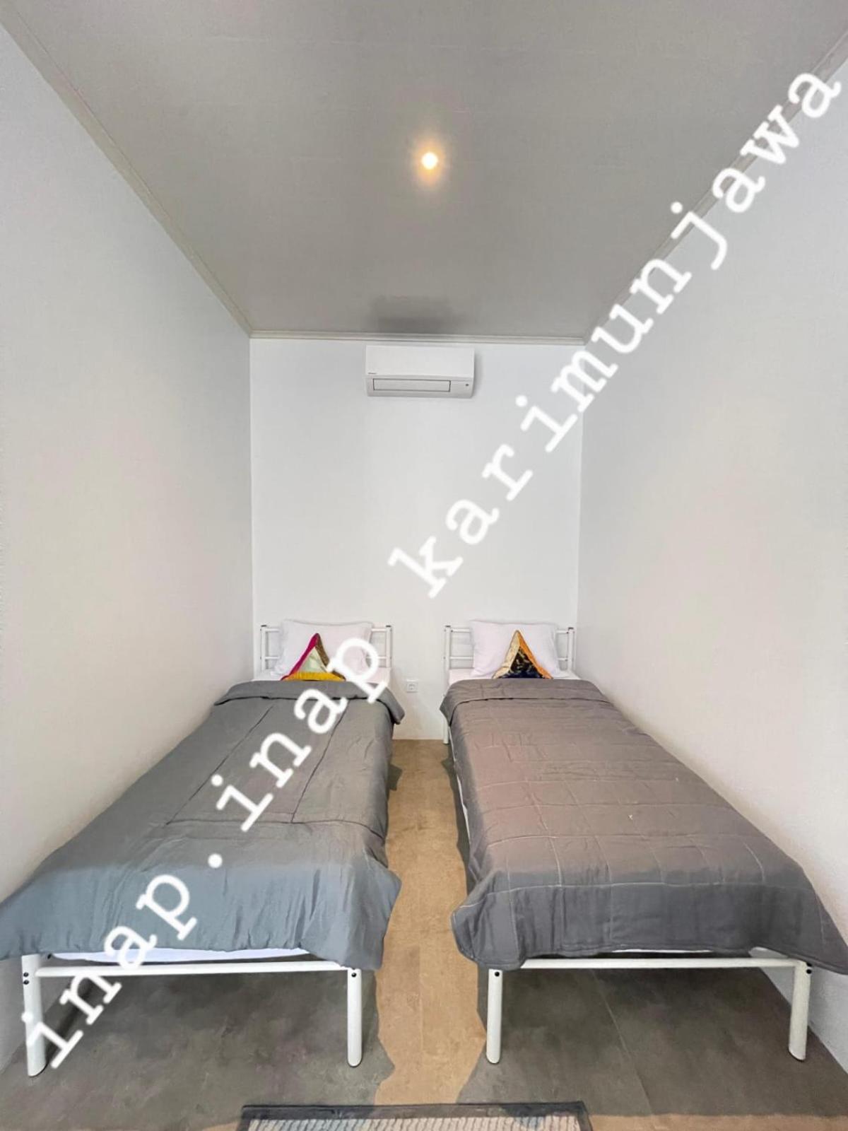 Family Room with Terrace photo 2