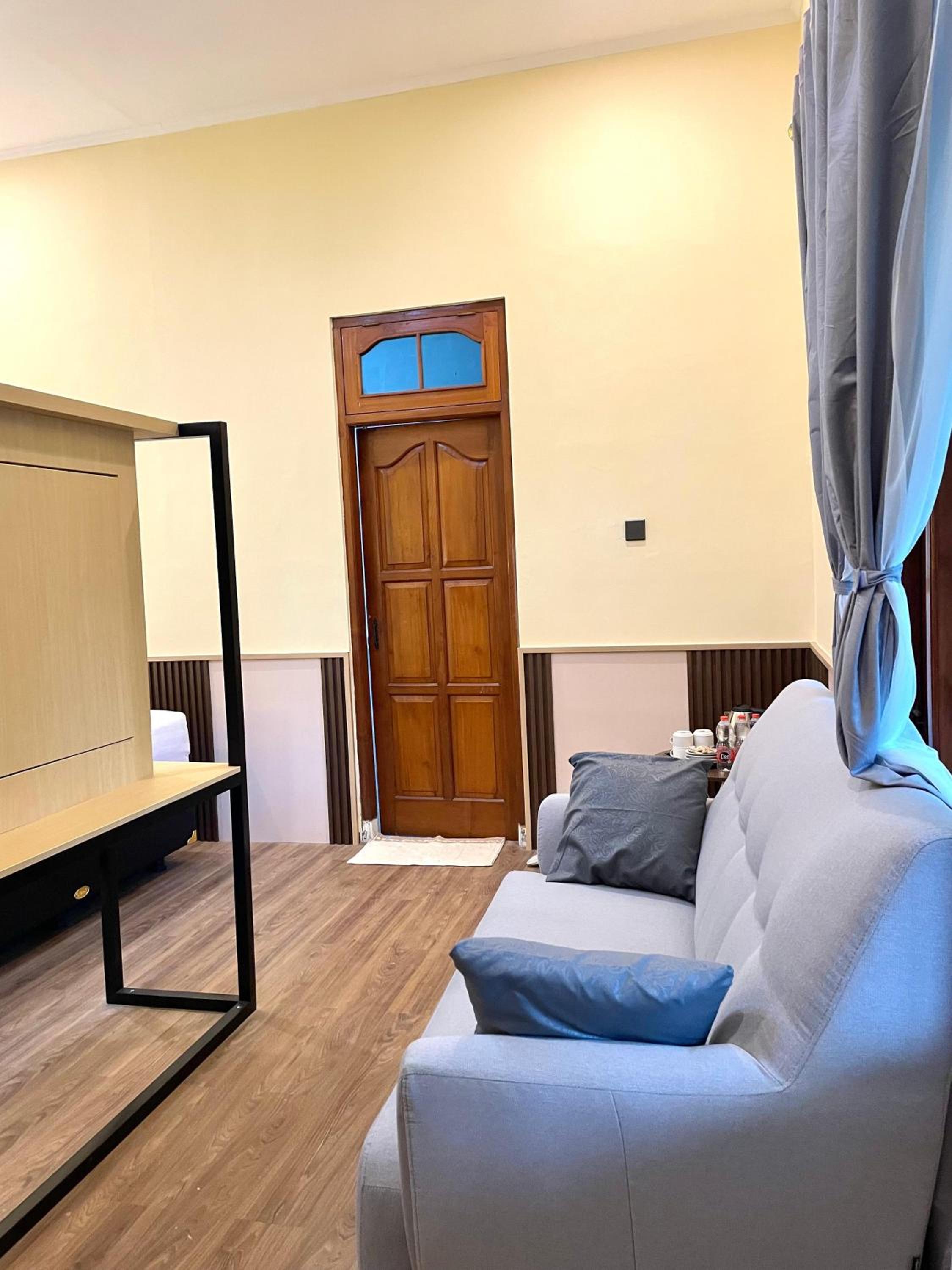 Suite - Photo 2