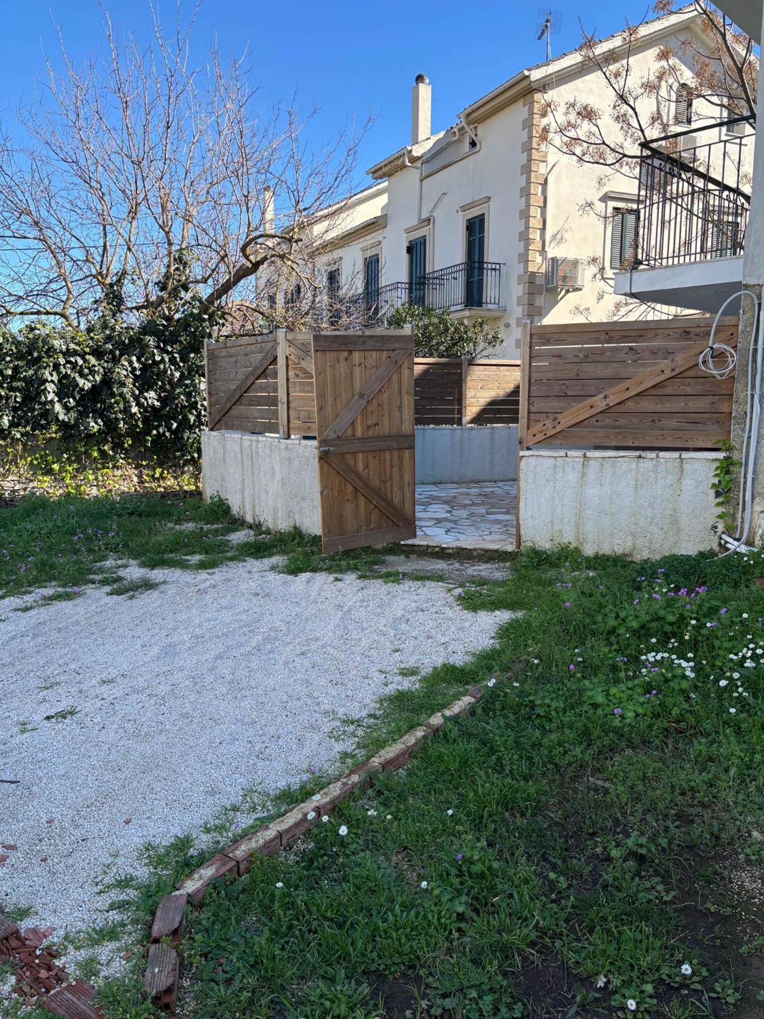 Studio with Terrace