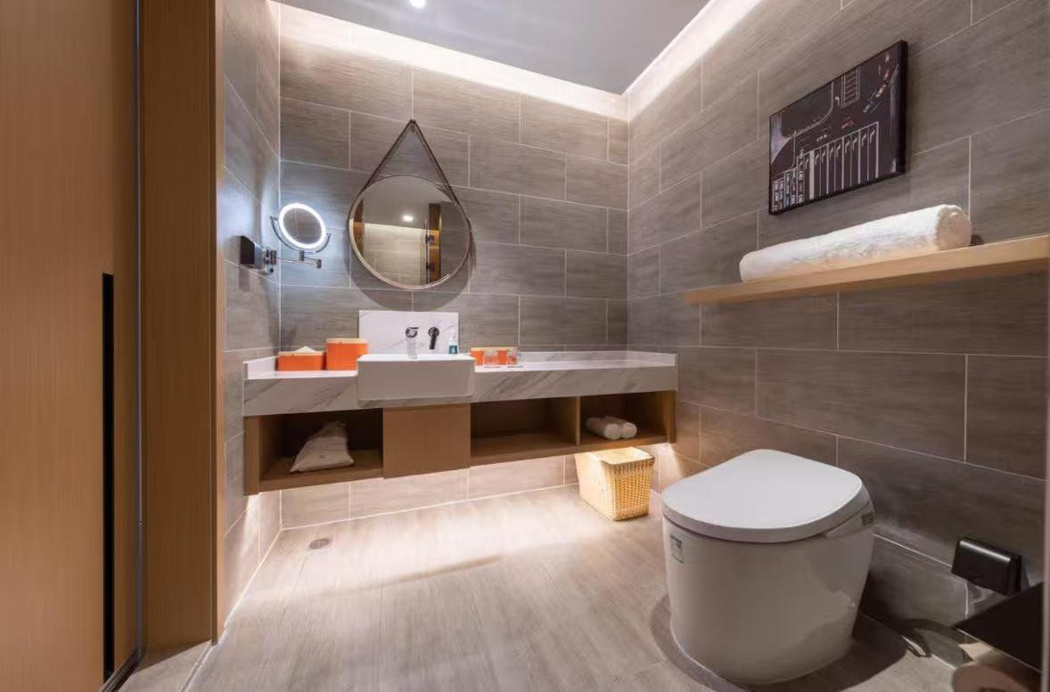 Atour Suite