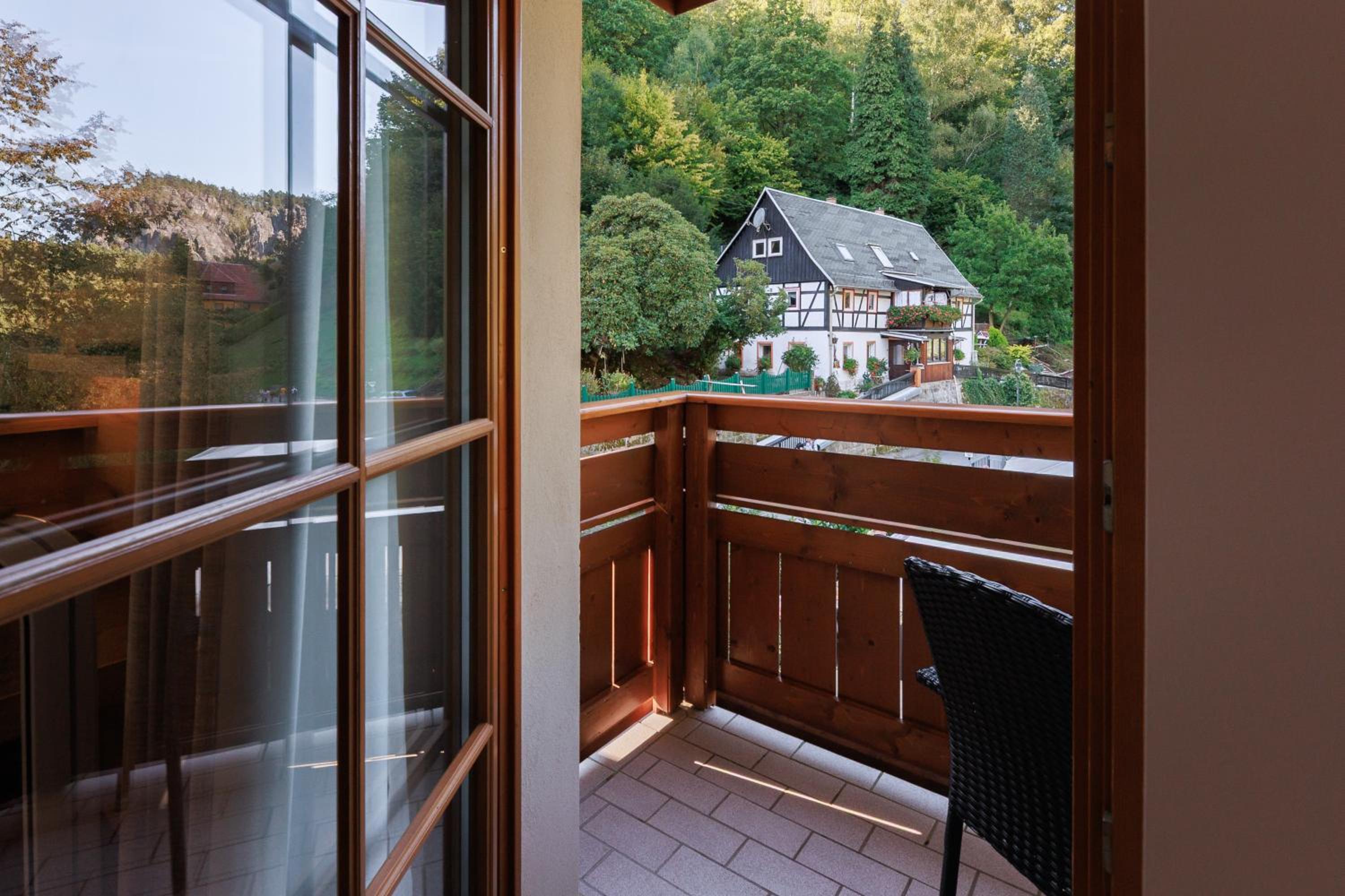 Double Room with Balcony photo 2
