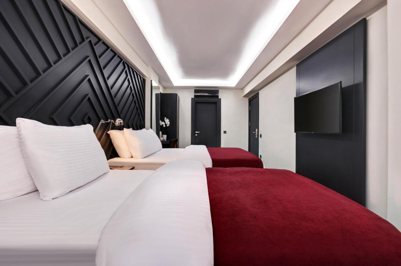 Deluxe Quadruple Room photo 1