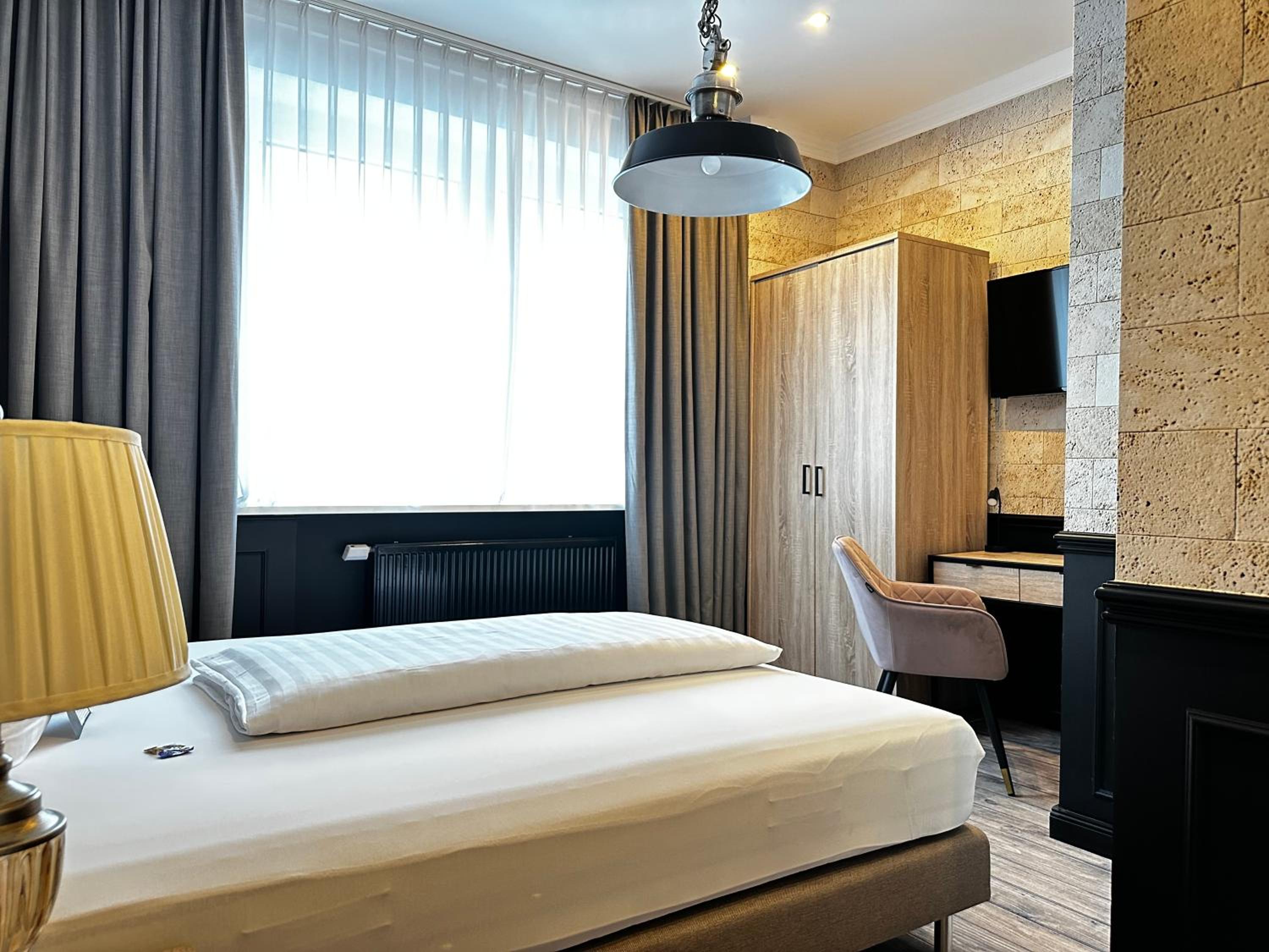 Superior Single Room