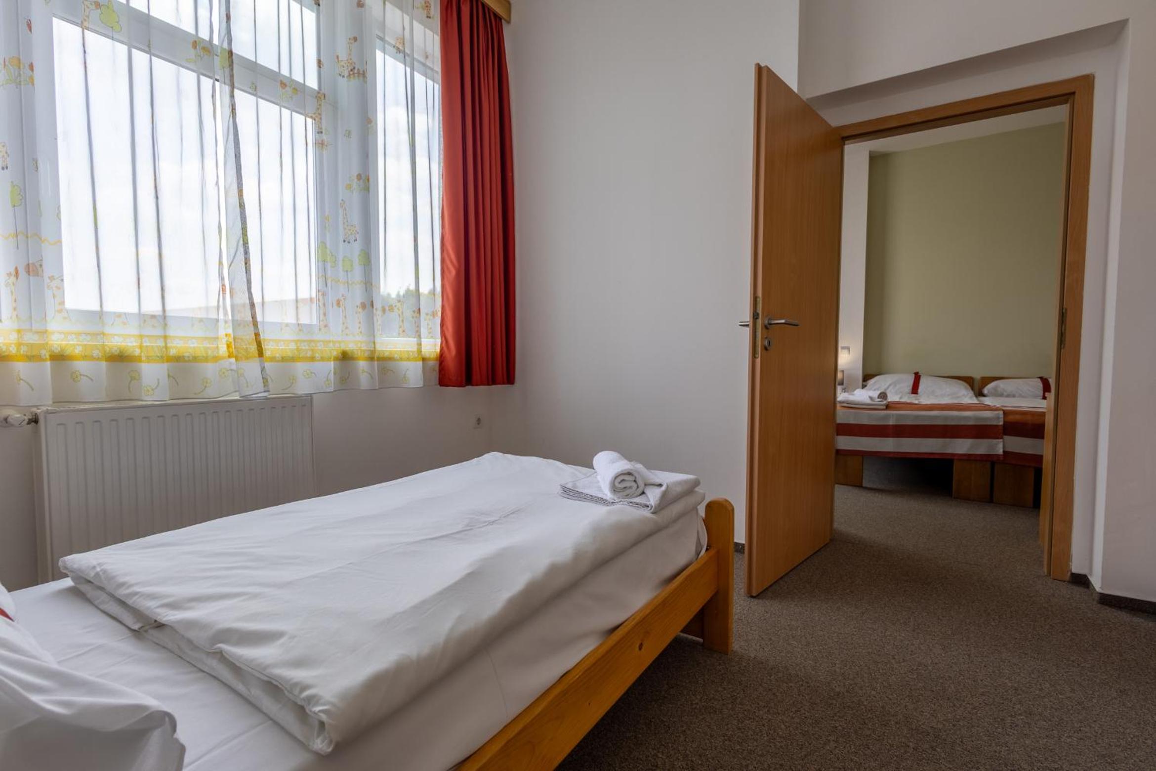 Triple Room photo 2
