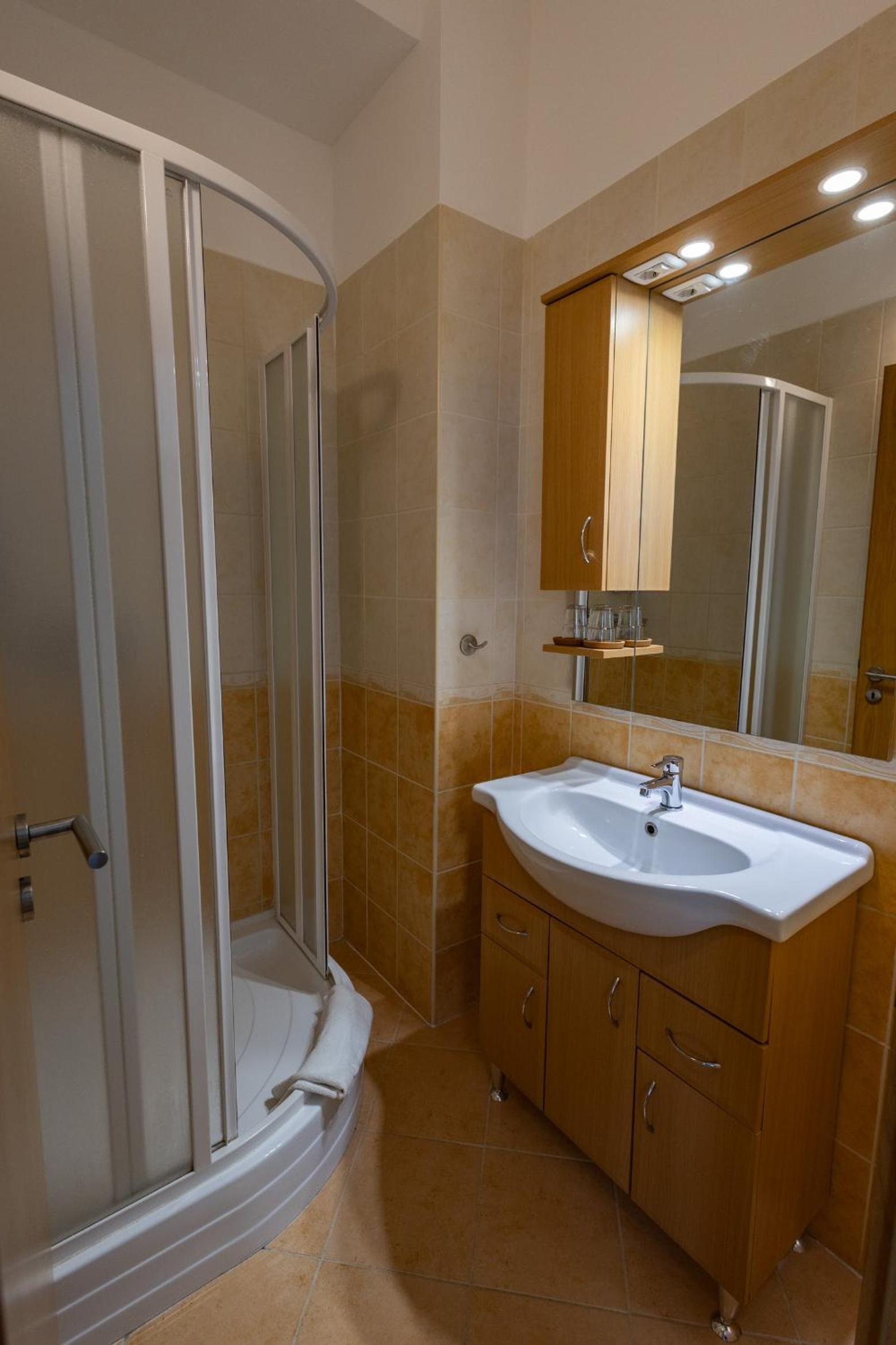 Triple Room photo 3