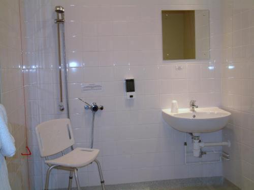 Standard Triple Room photo 3