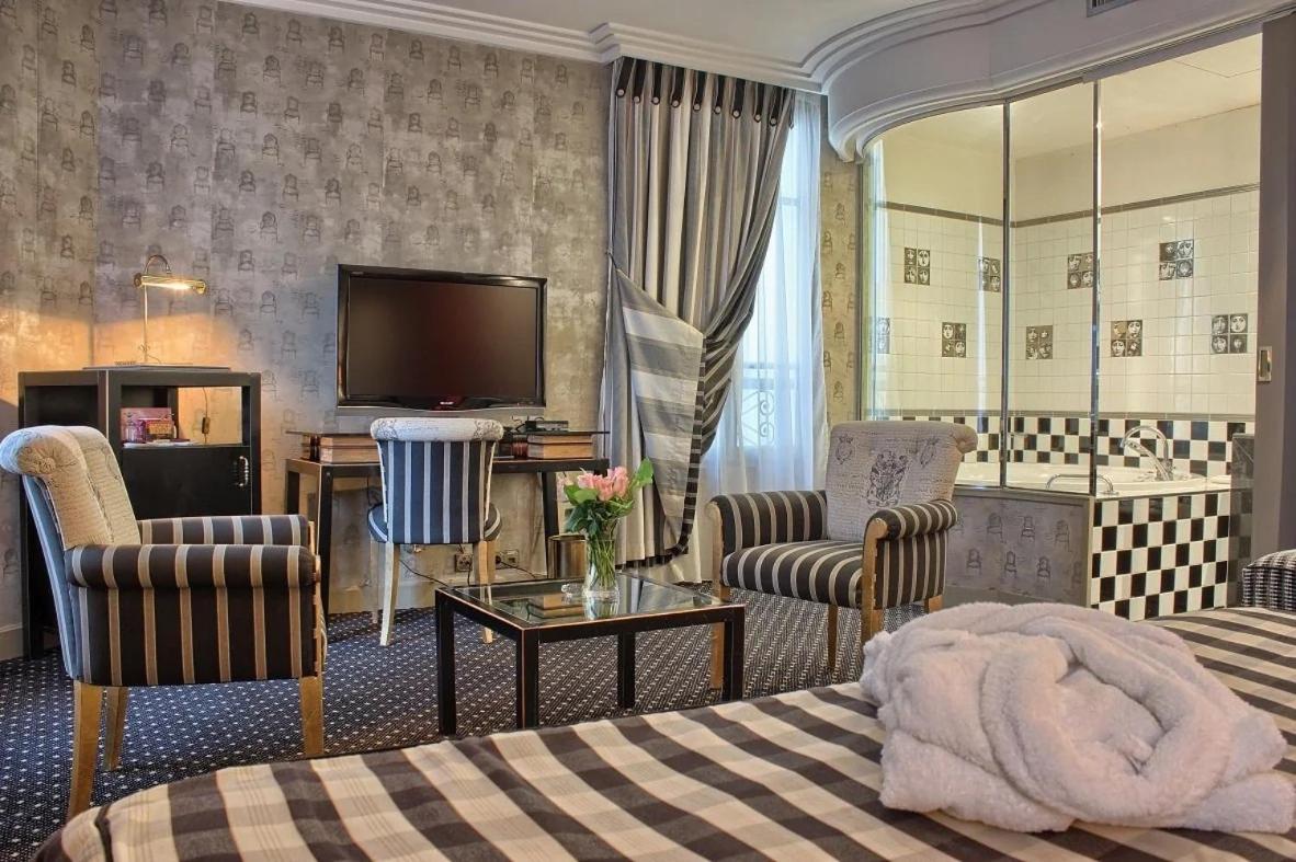 Suite
