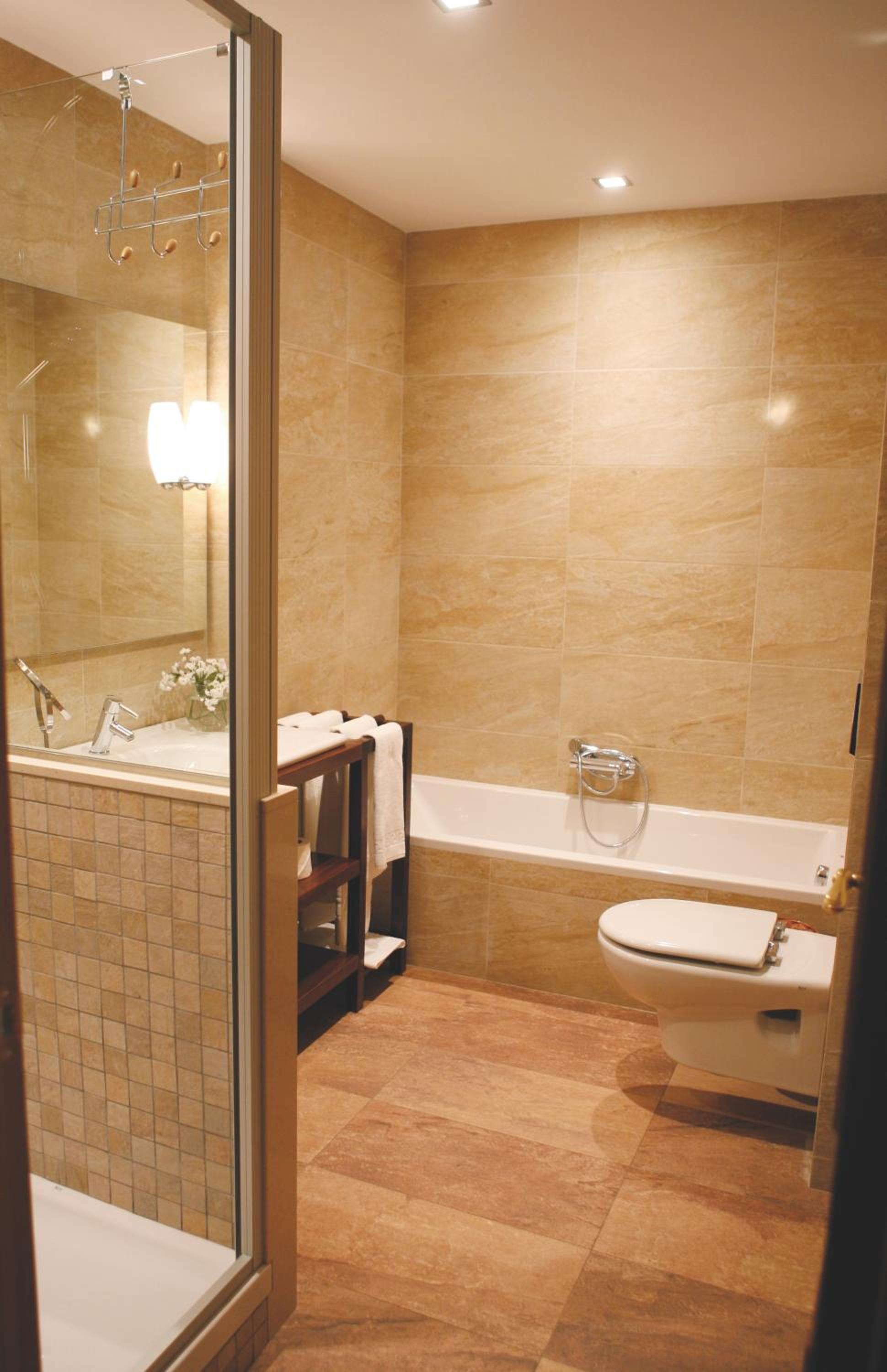 Double or Twin Room photo 2