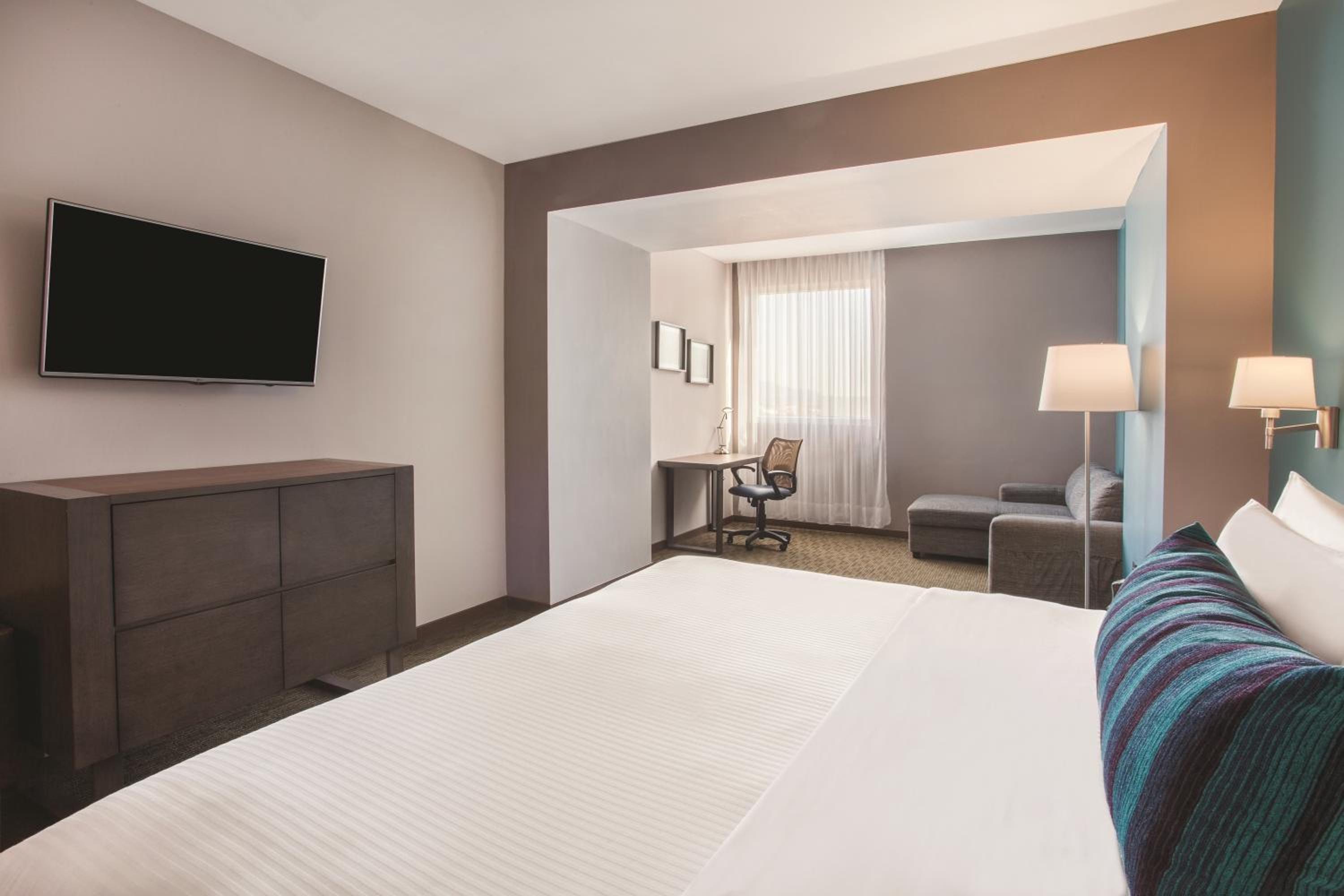 Superior King Room photo 3