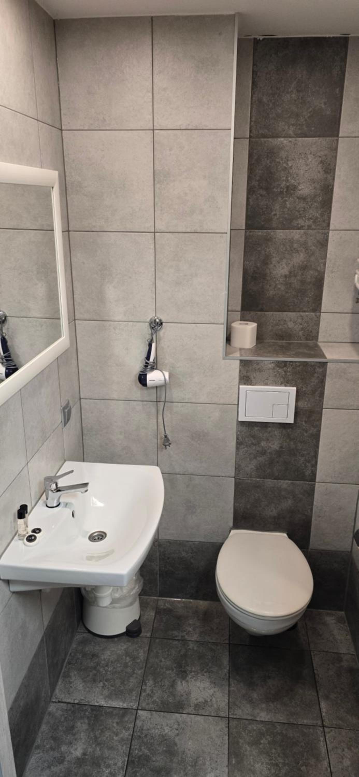 Small Twin Room