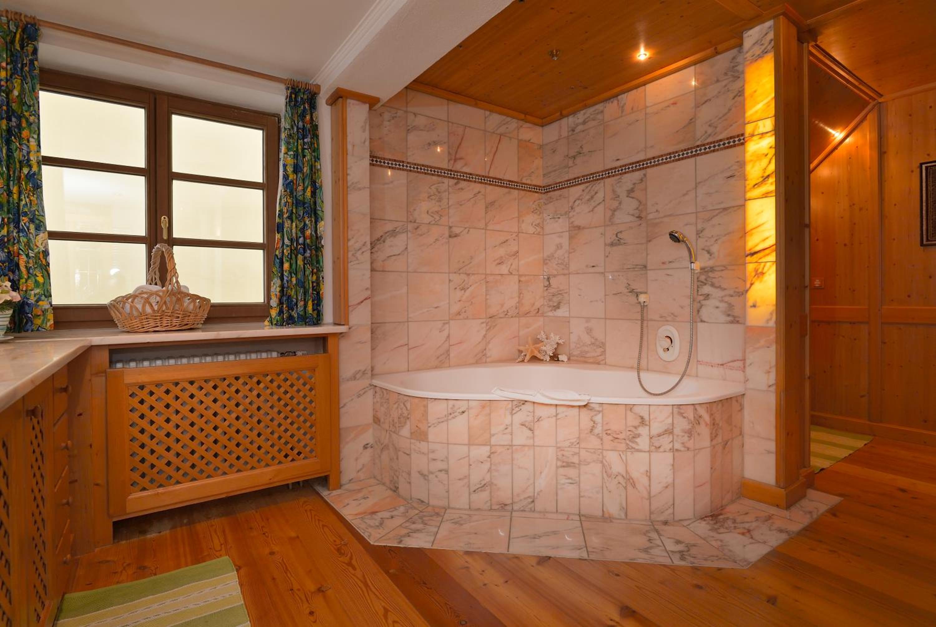 Standard Suite photo 2