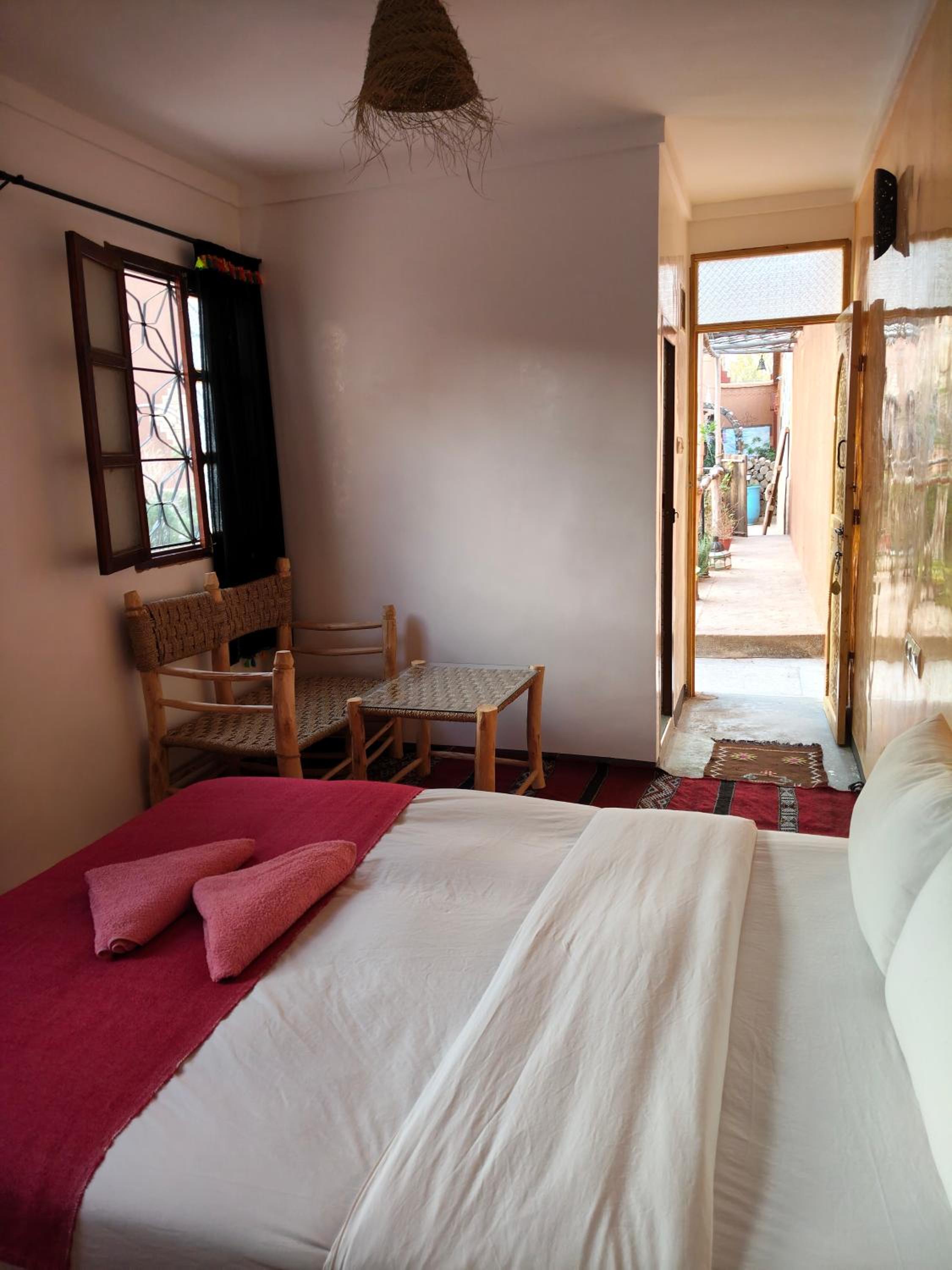 Double Room with Pool View photo 2