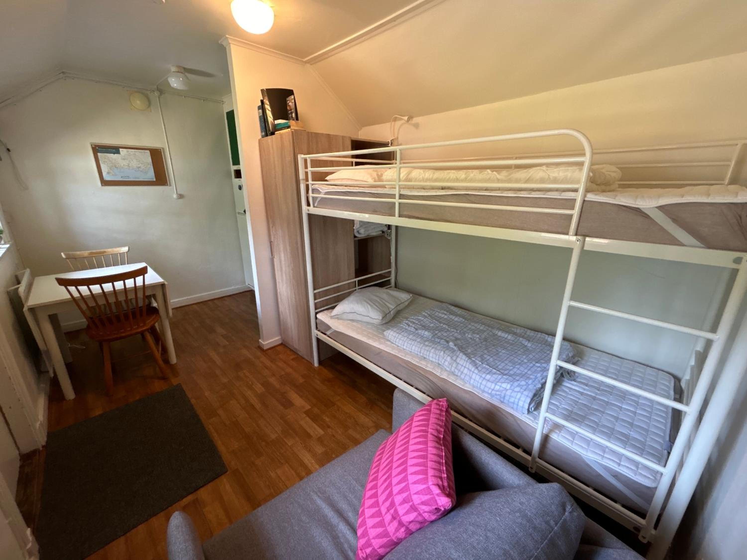One-Bedroom House photo 1