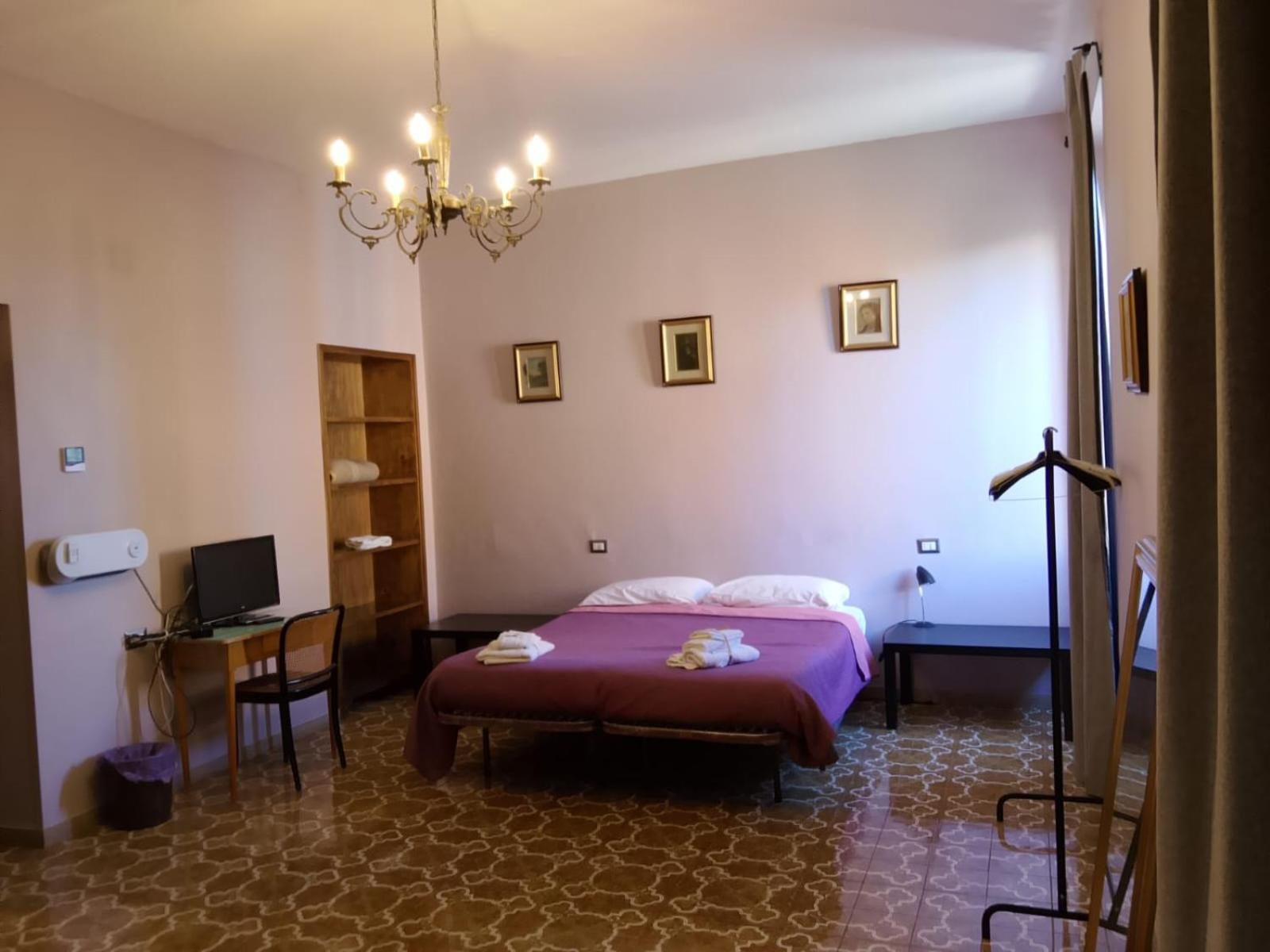 Quadruple Room with Shared Bathroom photo 1