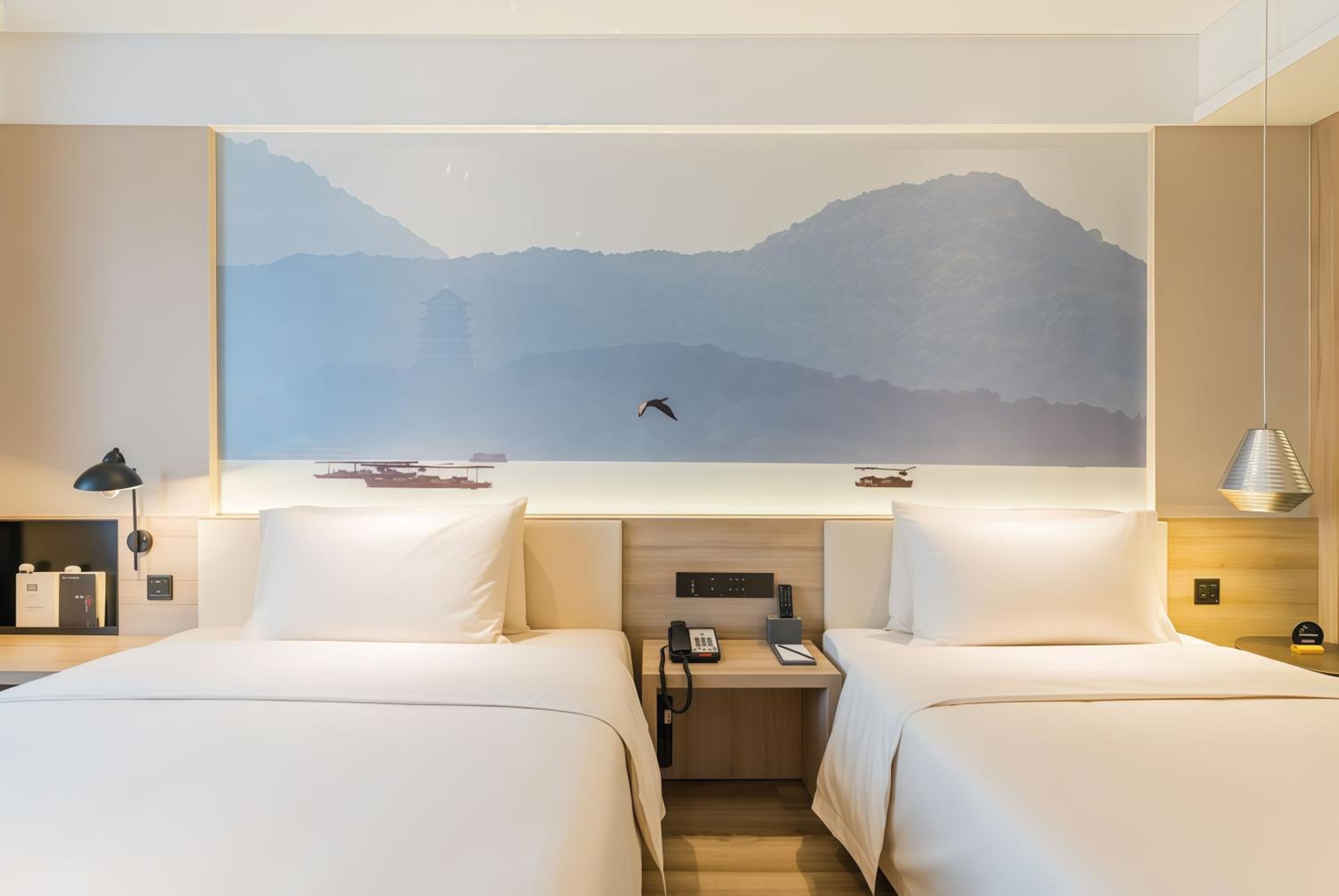 Executive Twin Room - Photo 4