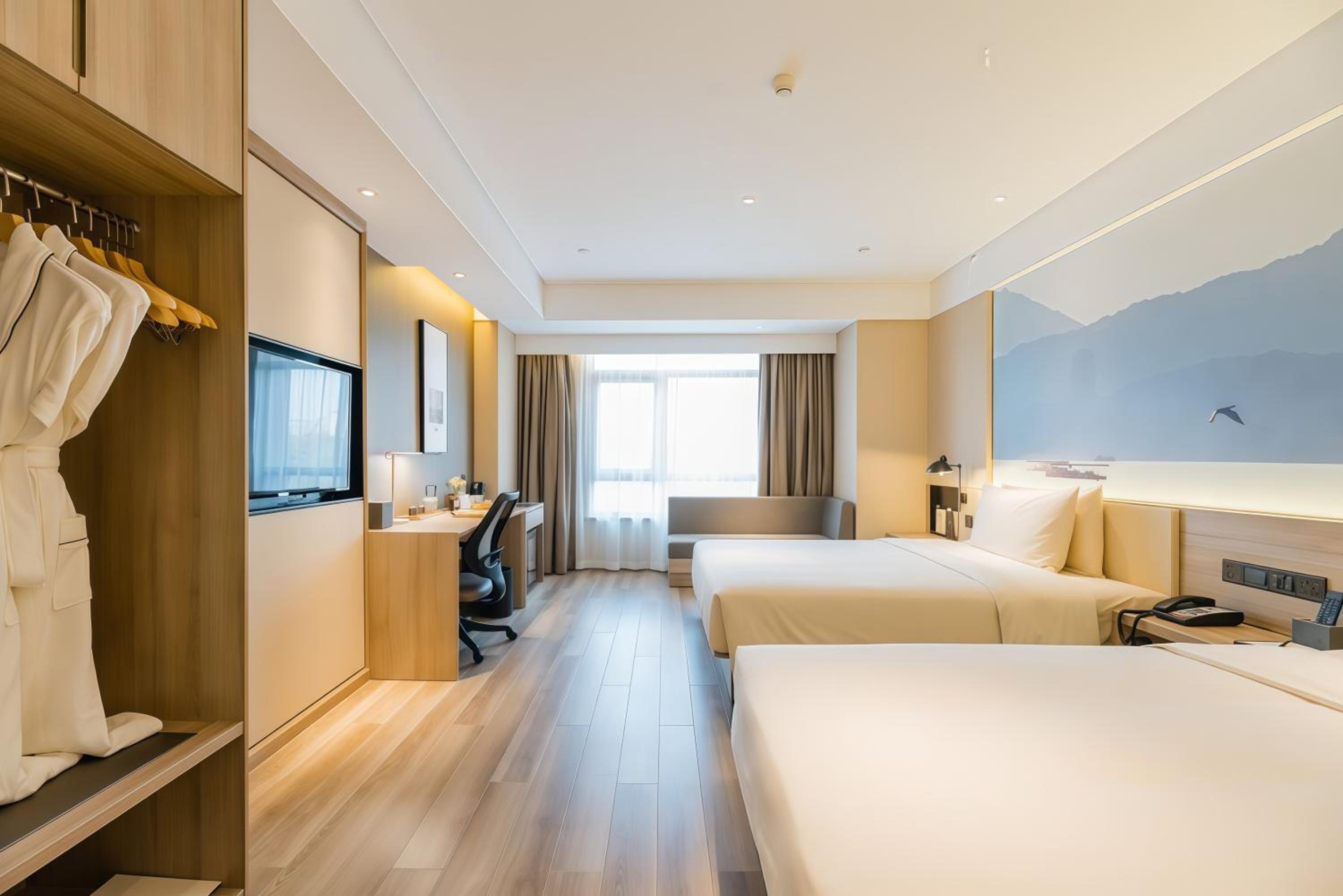 Executive Twin Room - Photo 8