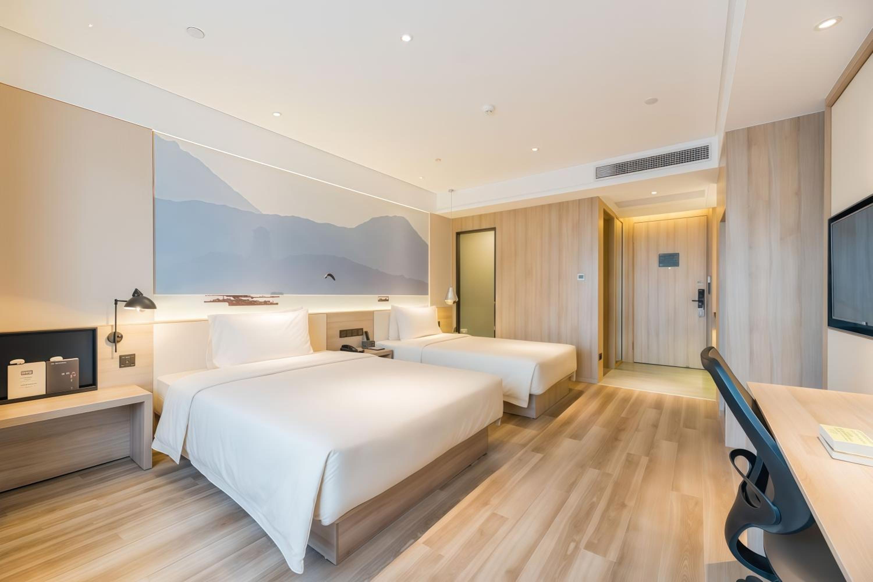 Executive Twin Room - Photo 7