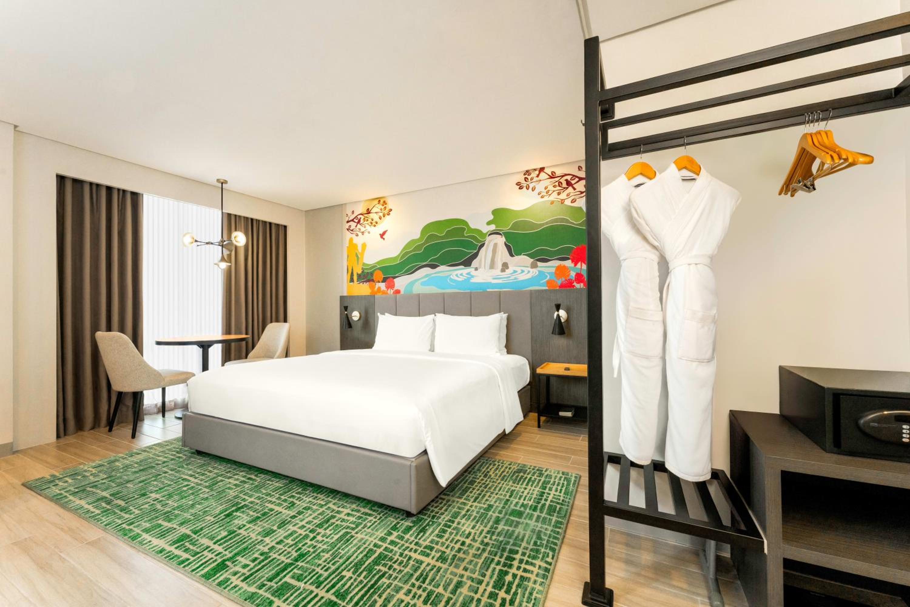 Privilege King Room - Photo 4
