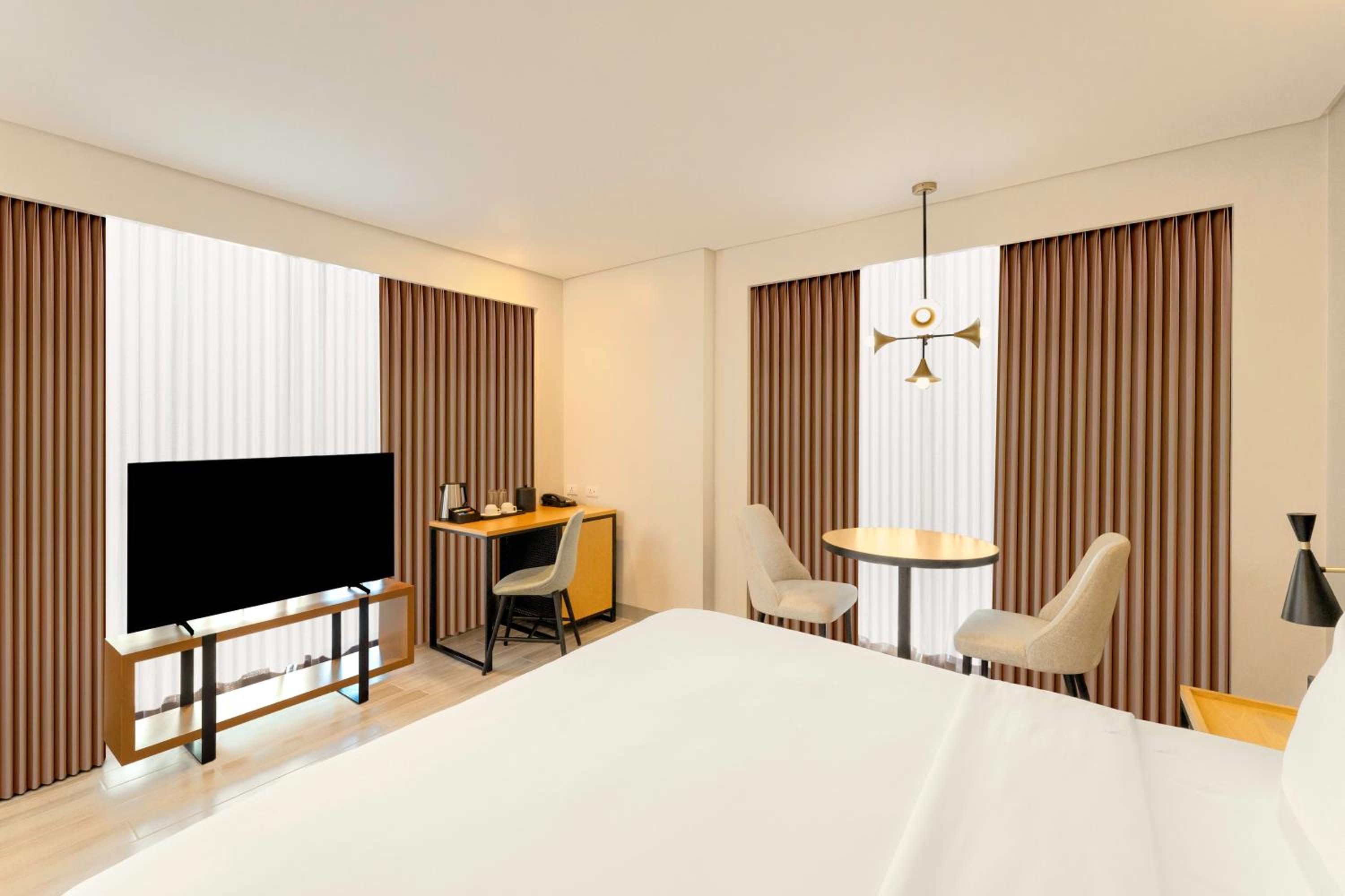 Privilege King Room - Photo 2