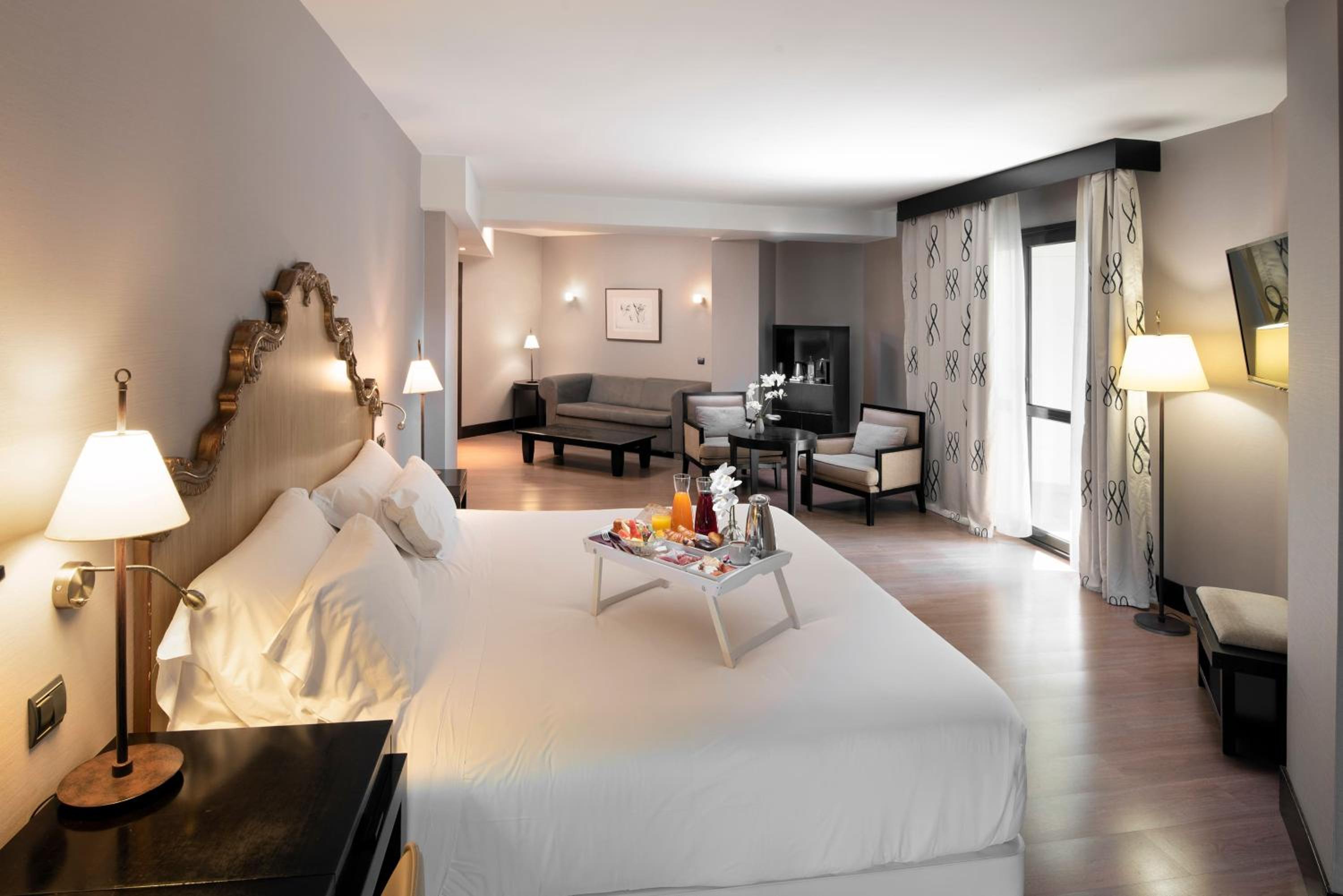 Premium Room - Photo 1
