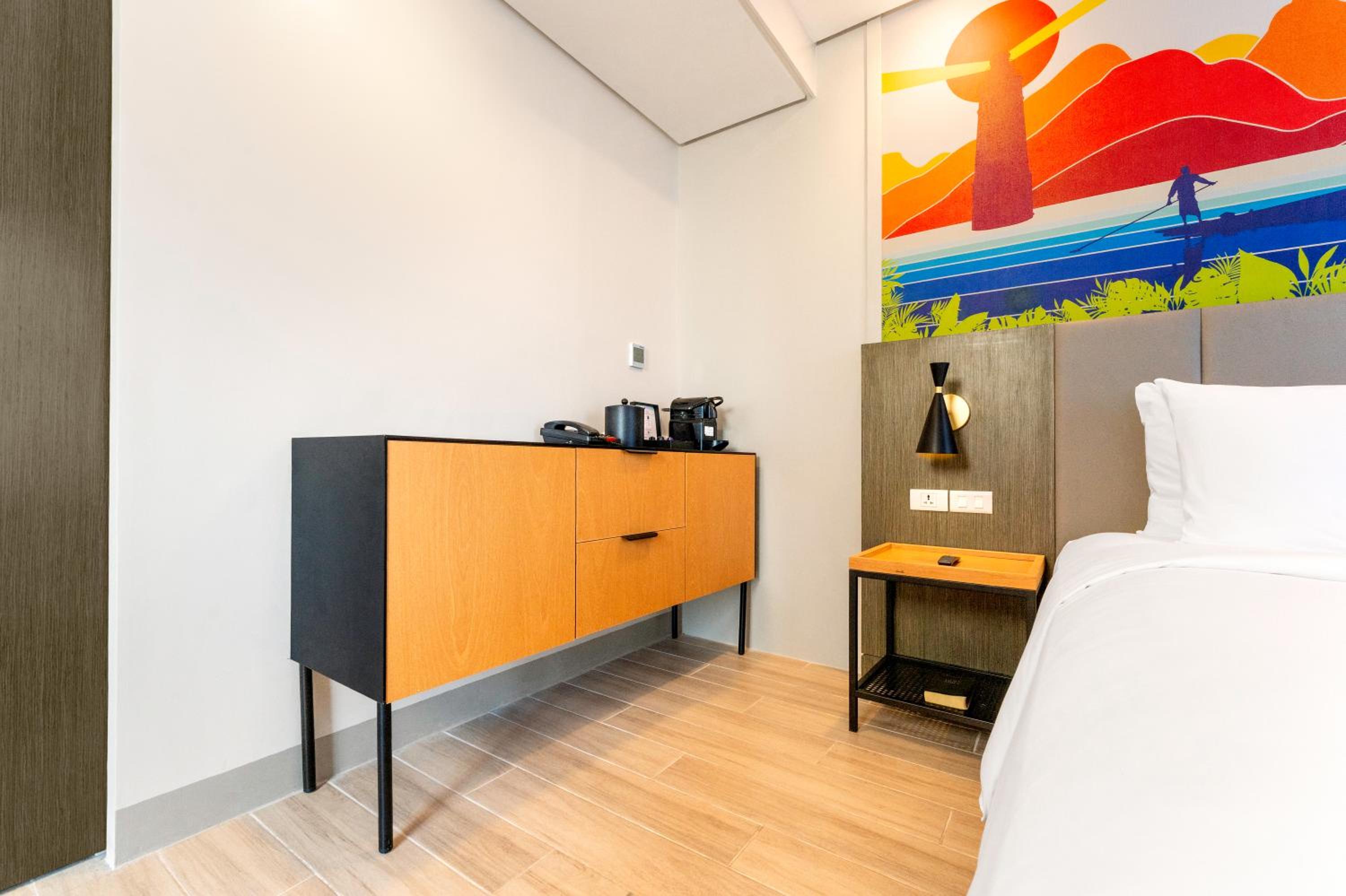 Double Suite with Ocean View - Photo 3