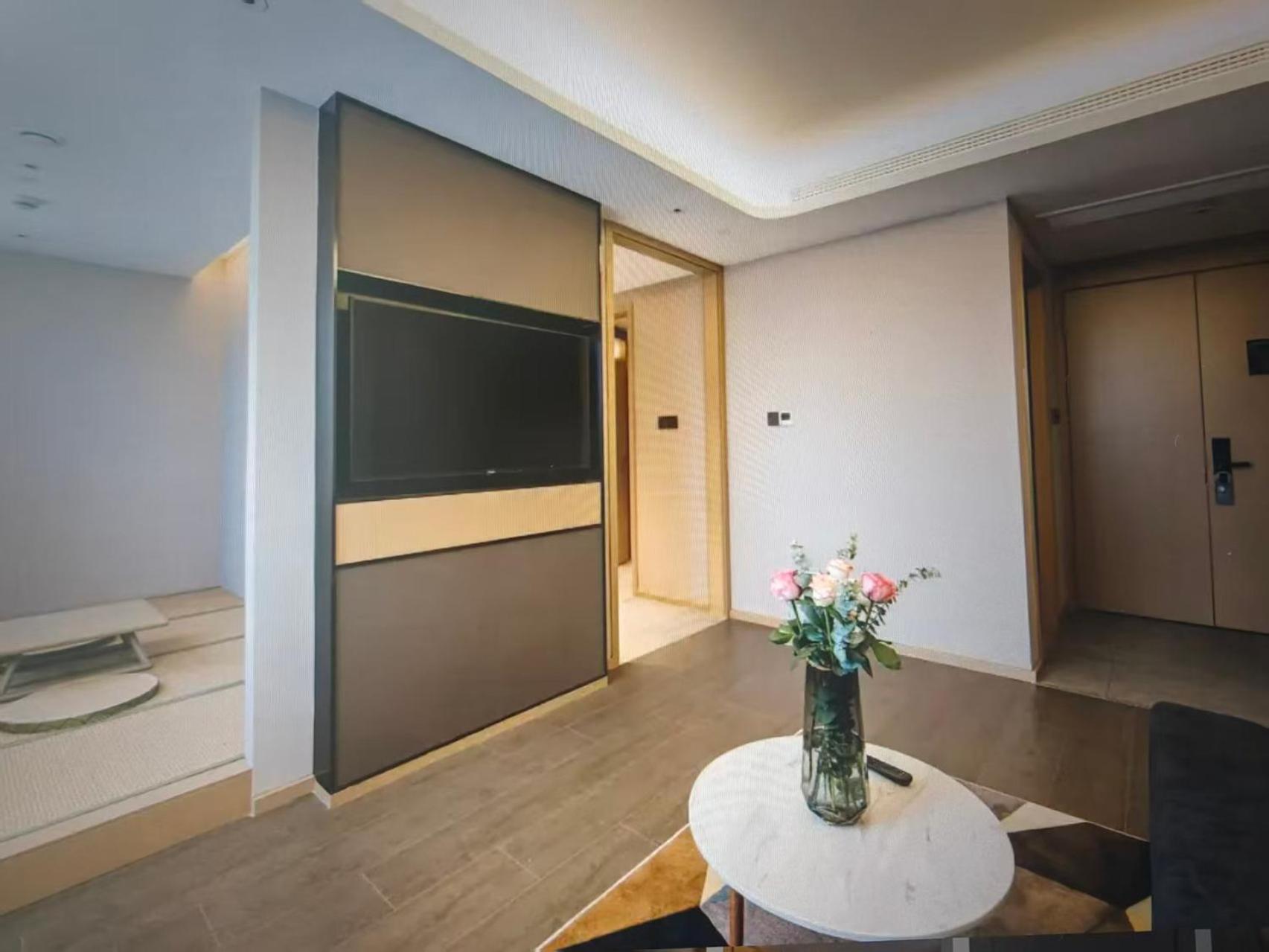 Deluxe Suite photo 1