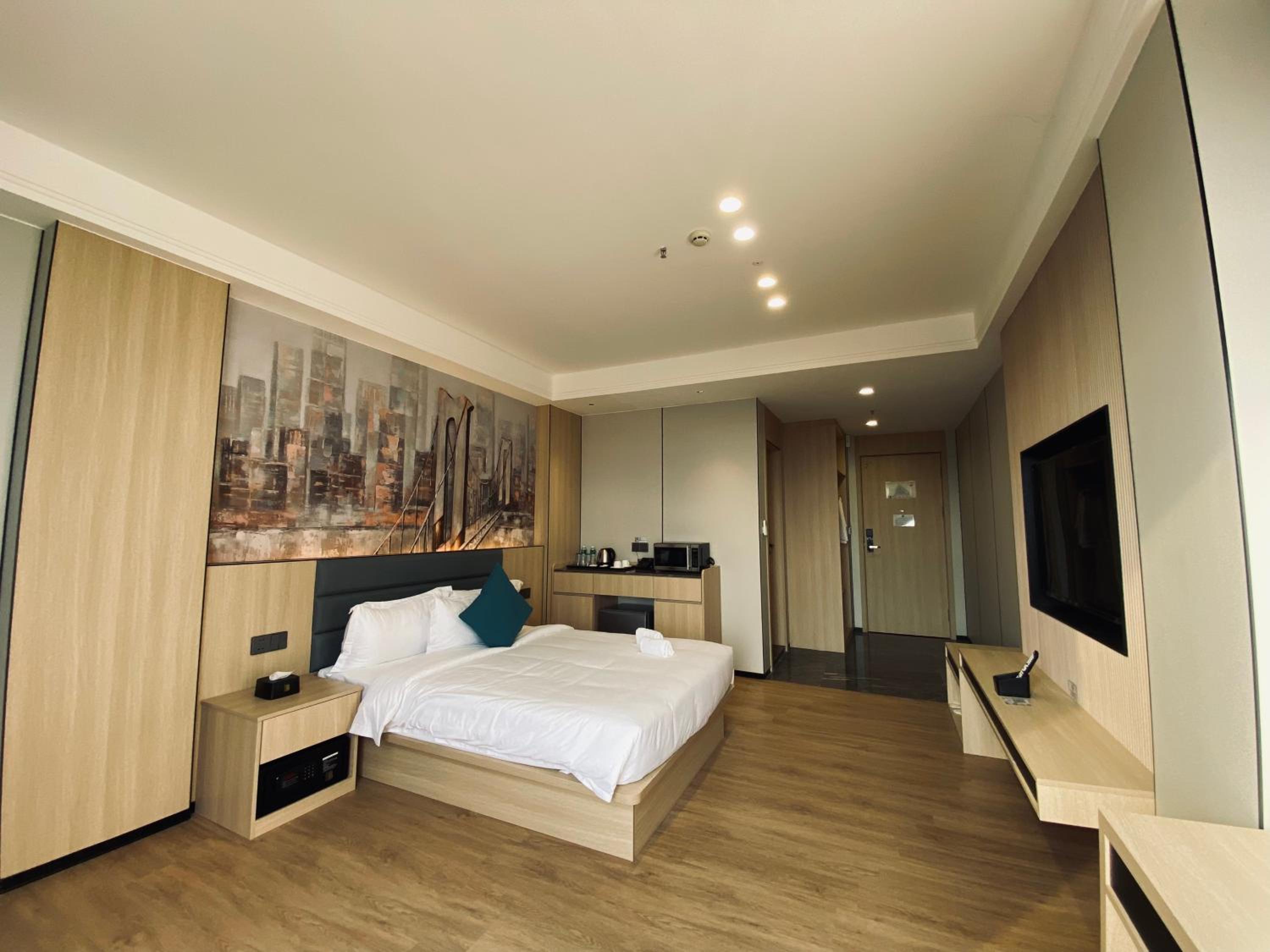 Suite with Terrace photo 3
