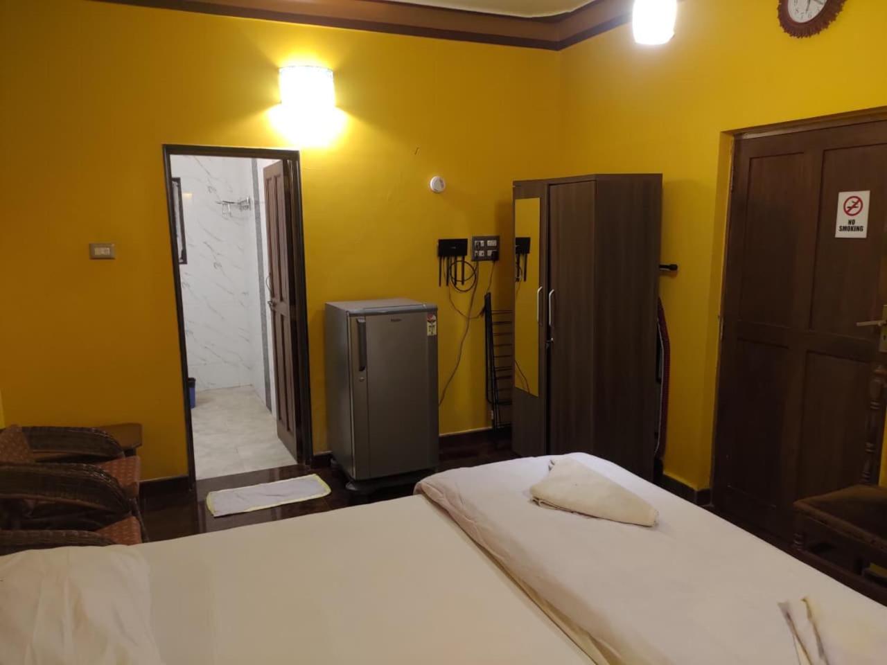 Budget Double Room photo 2