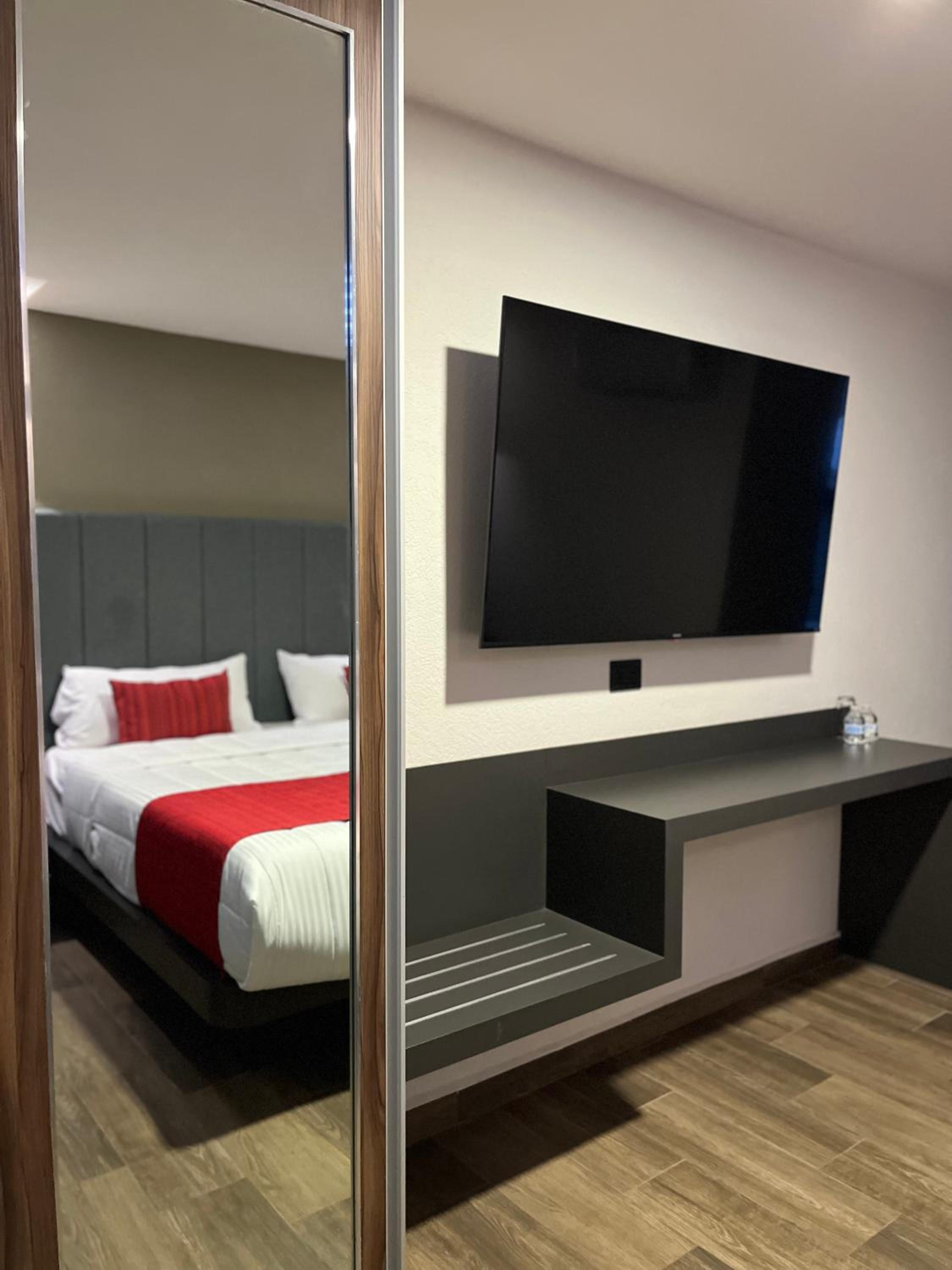 Executive Suite photo 3