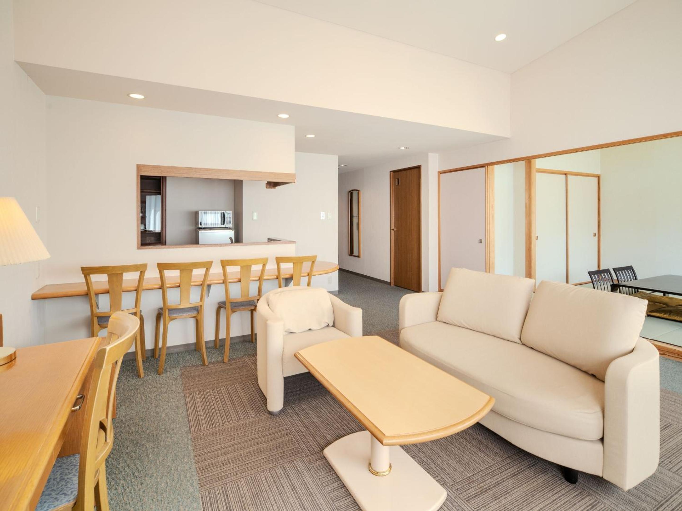 Deluxe Japanese Western Style Room