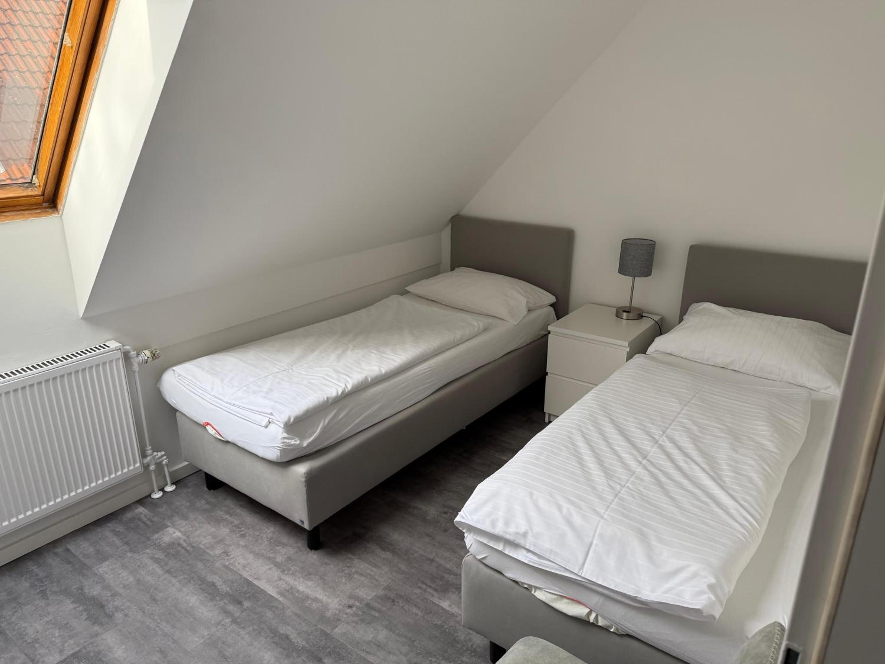 Two-Bedroom Apartment with Balcony photo 3