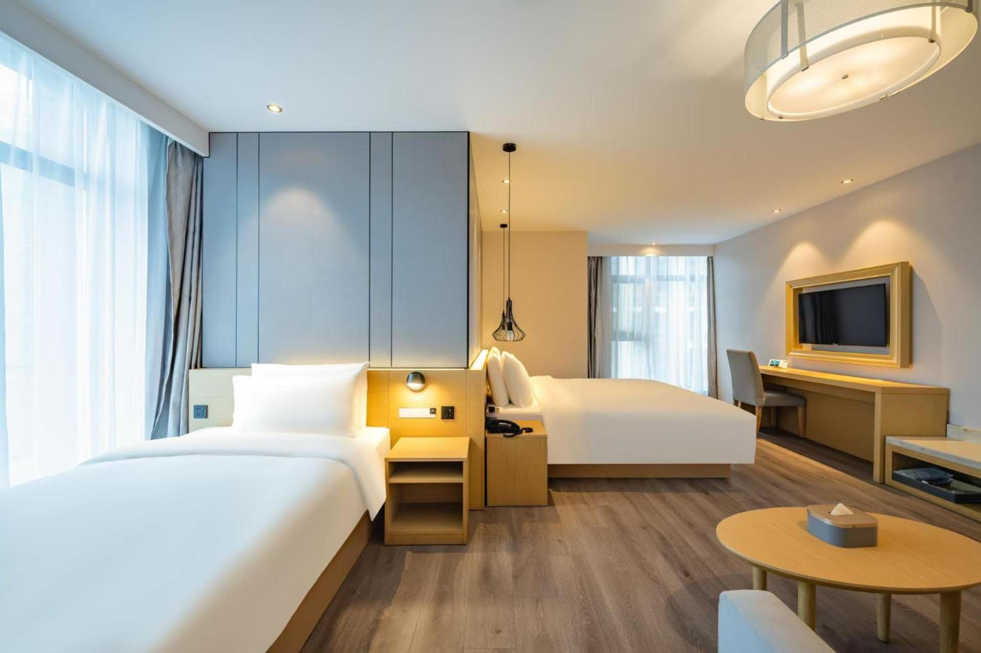 Jimu Family Room 